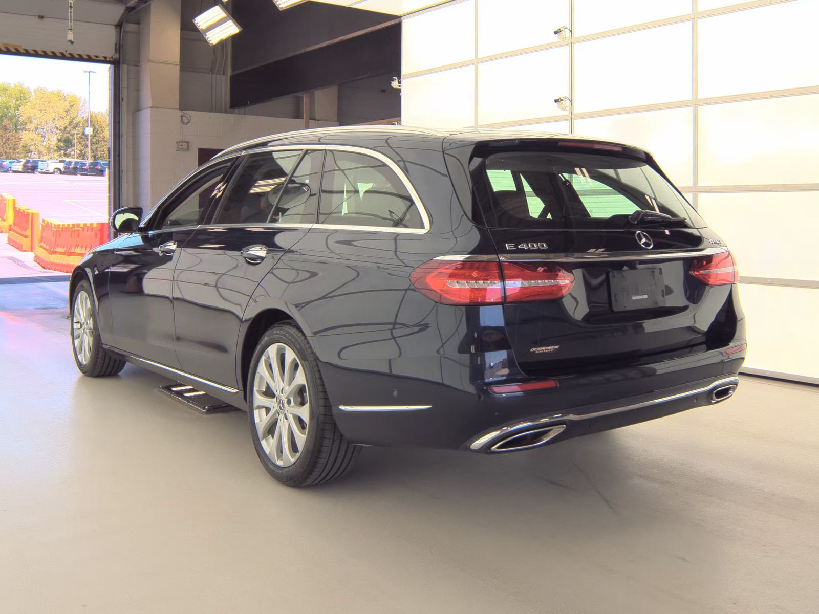 MERCEDES-BENZ E-CLASS - 7