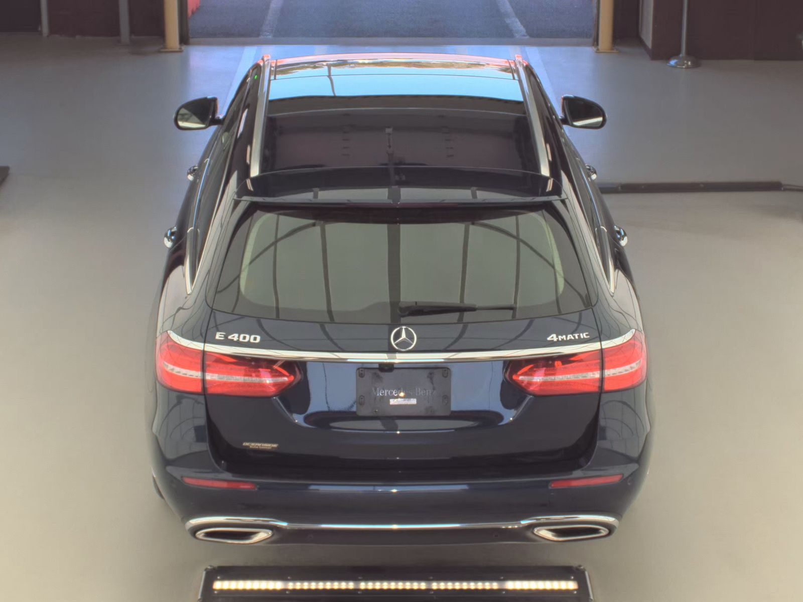 MERCEDES-BENZ E-CLASS - 6