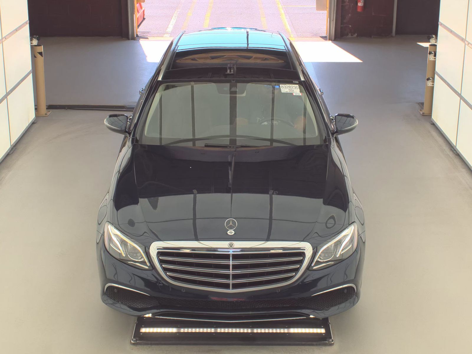 MERCEDES-BENZ E-CLASS - 3