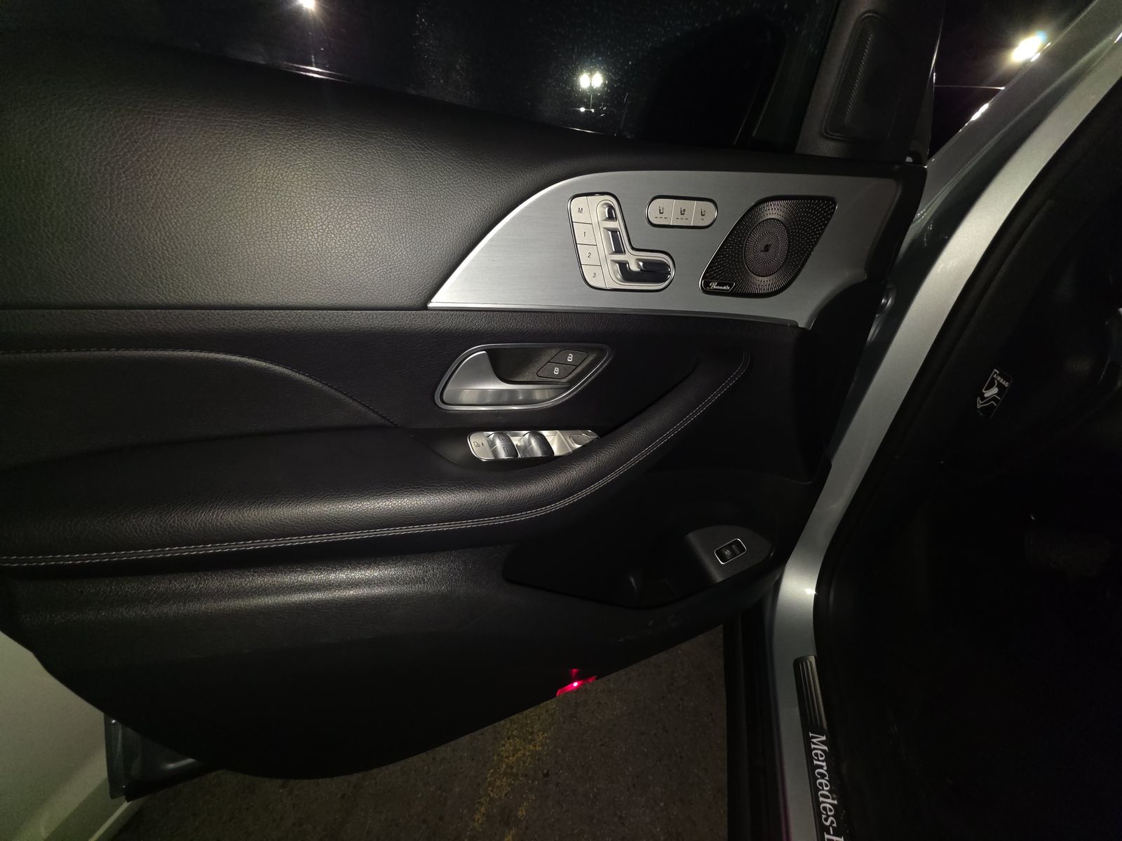 MERCEDES-BENZ GLS - 10