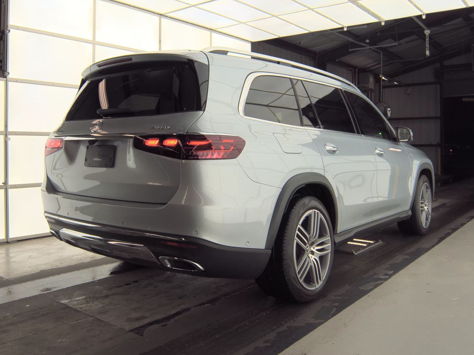 MERCEDES-BENZ GLS - 5