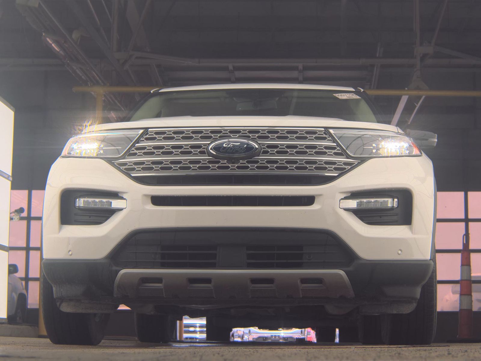FORD EXPLORER - 4
