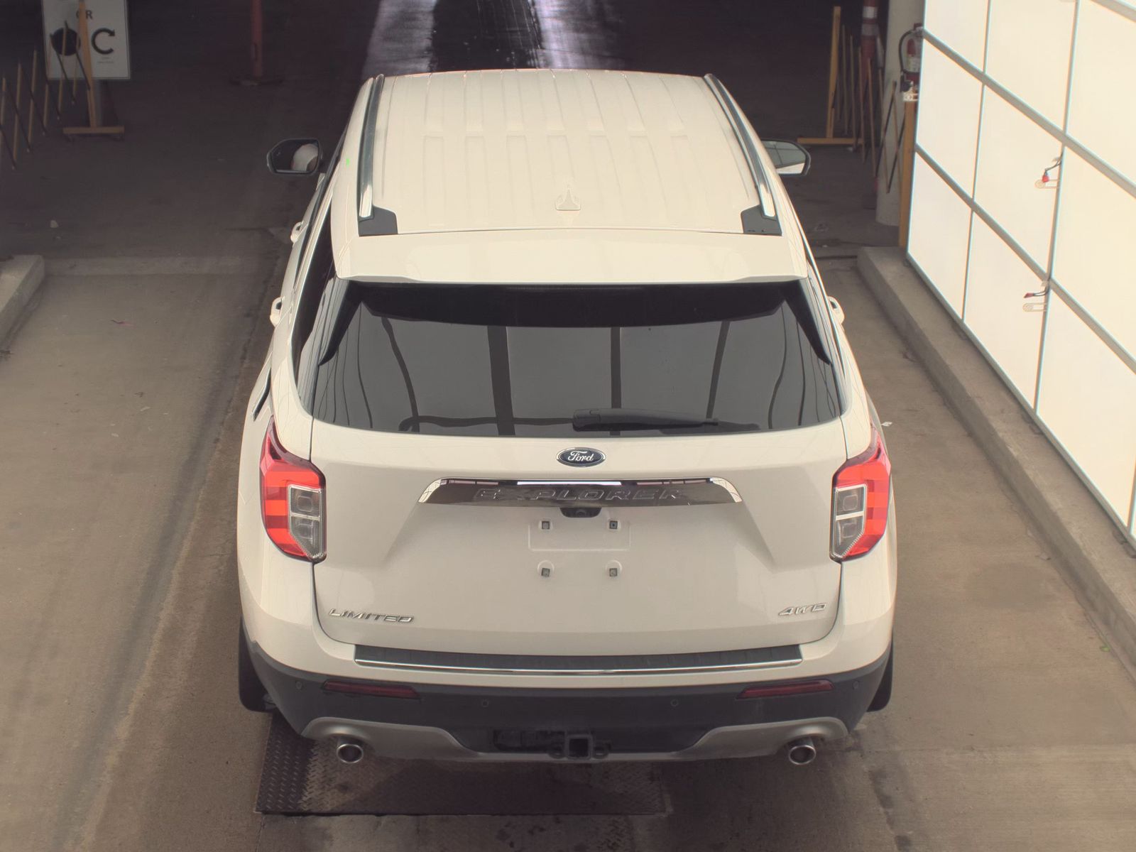 FORD EXPLORER - 7