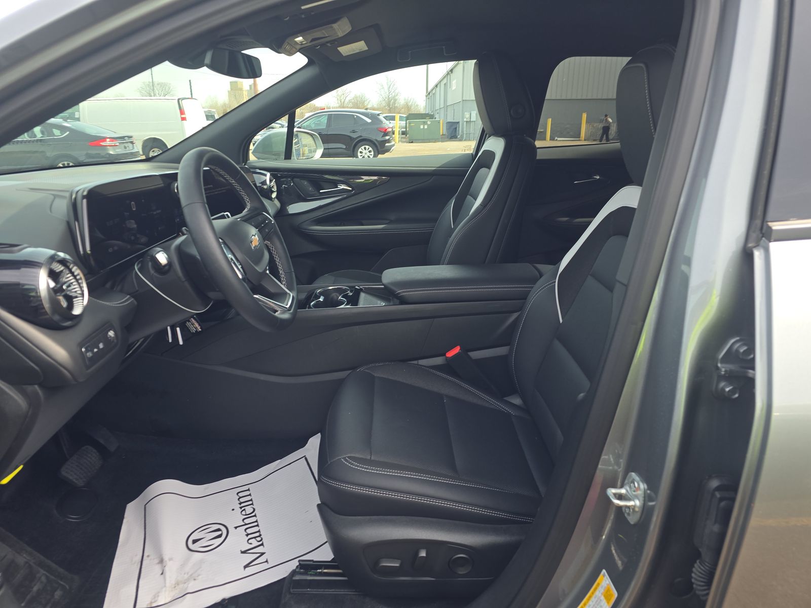 CHEVROLET FWD LT - 8