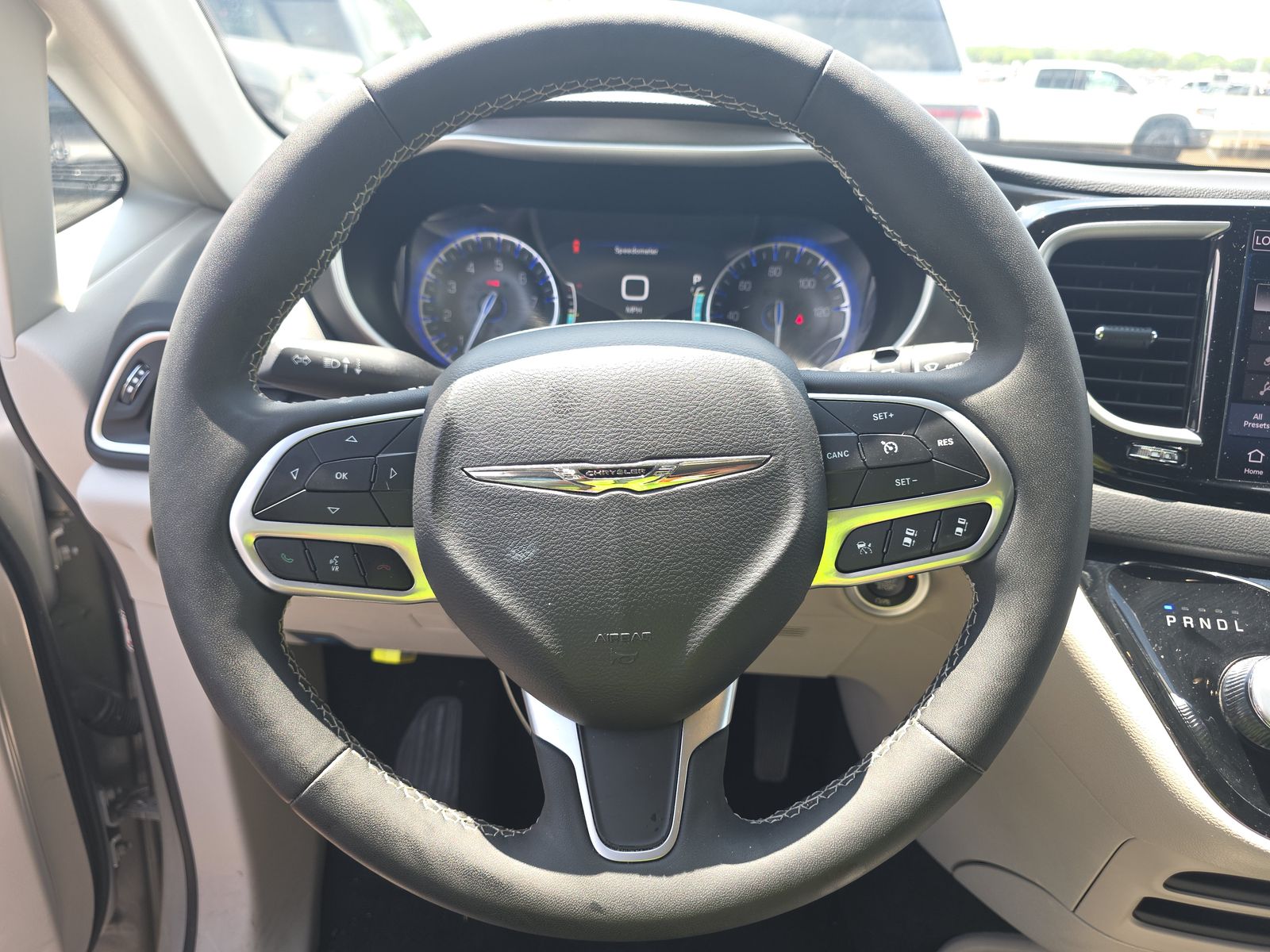 2024 Chrysler Pacifica Touring L FWD