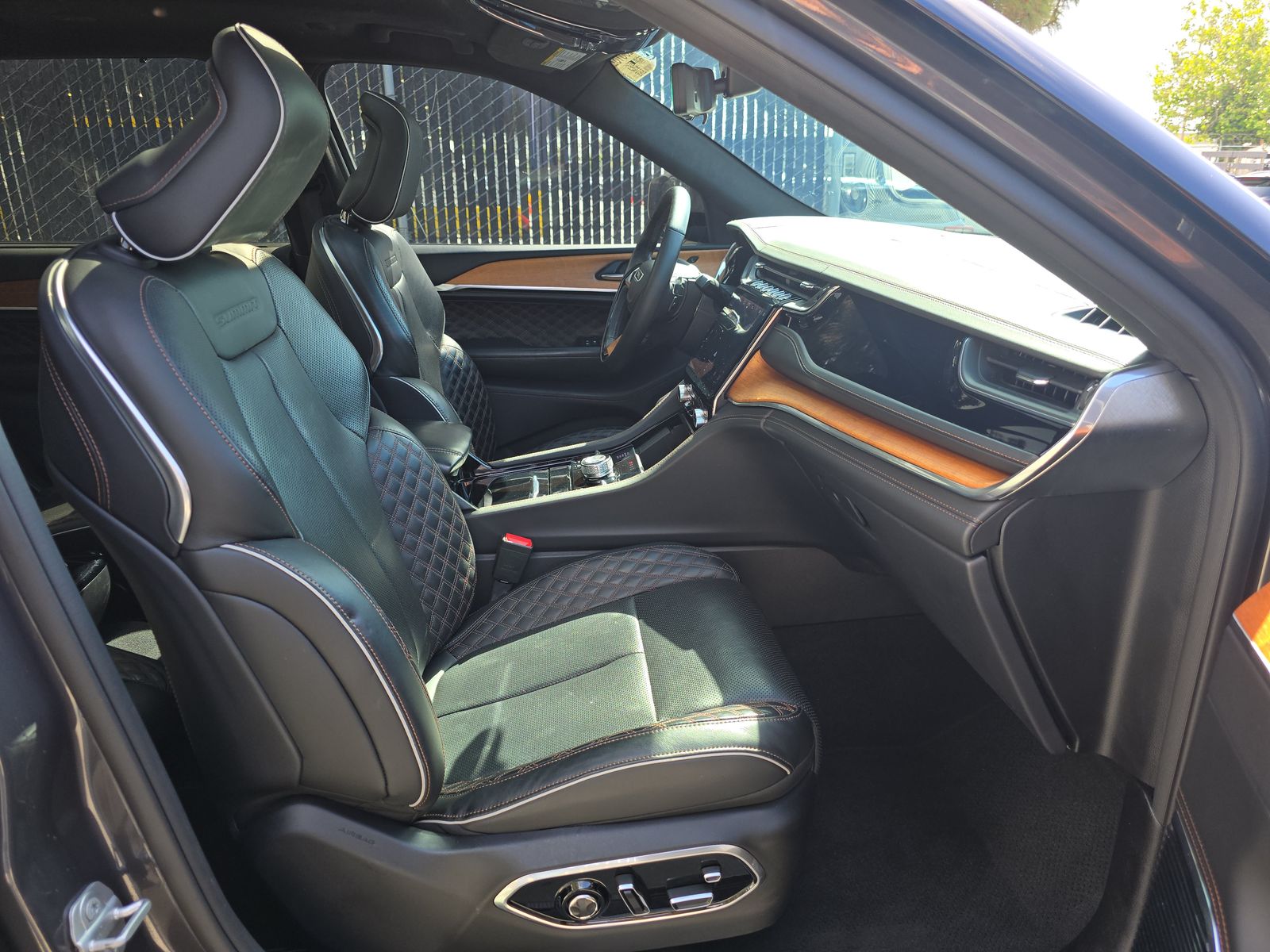 JEEP GRAND CHEROKEE - 9