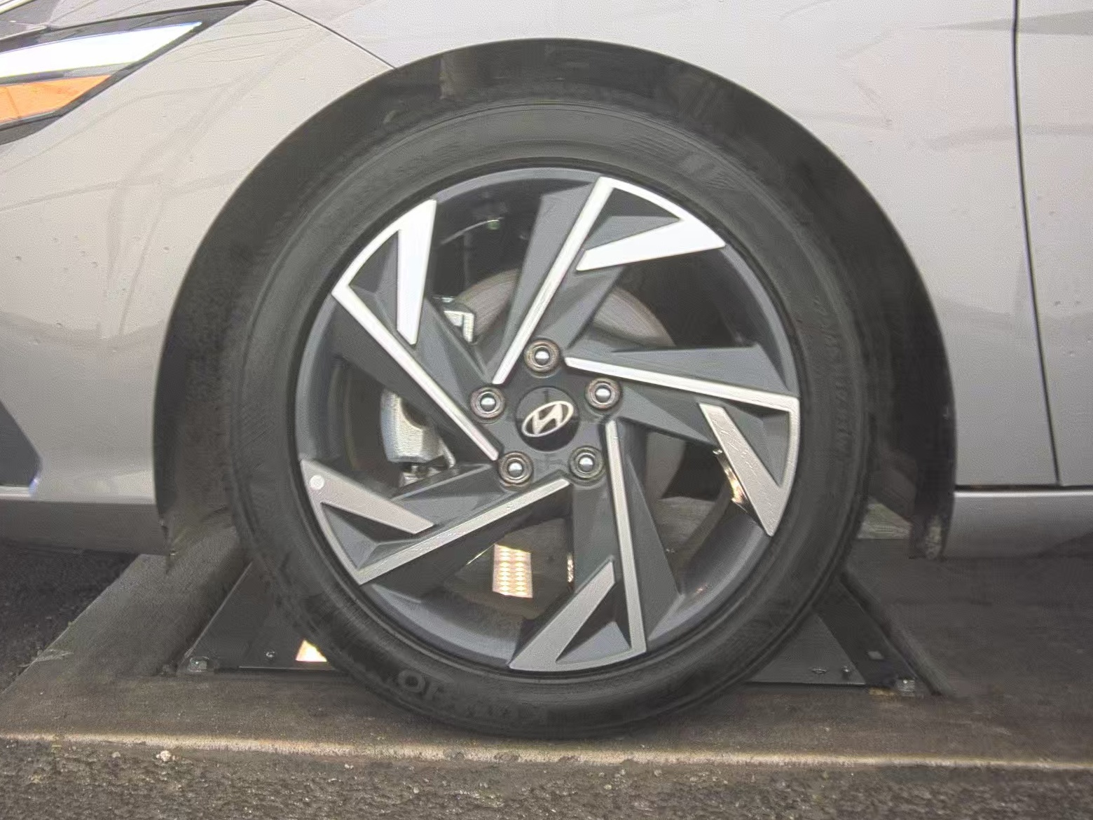 HYUNDAI SEL SPORT - 10