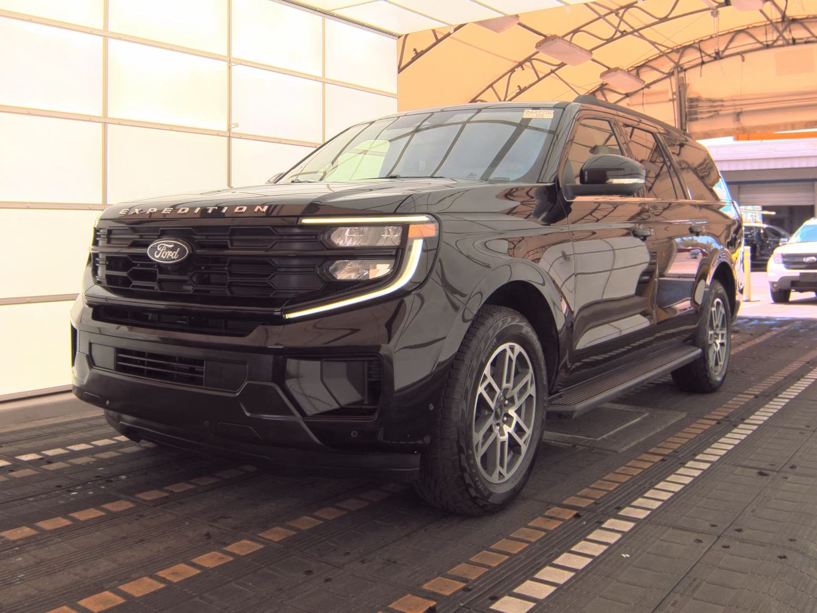 FORD EXPEDITION MAX - 1