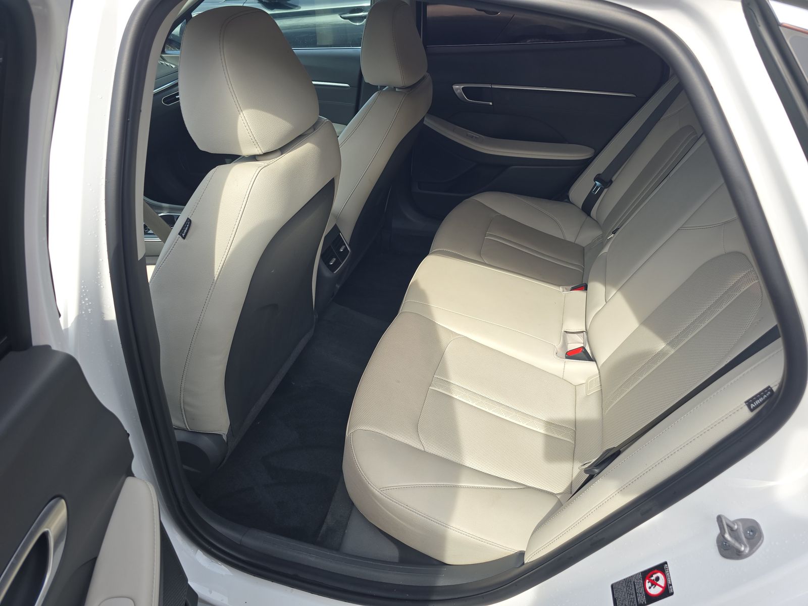 HYUNDAI LIMITED - 10