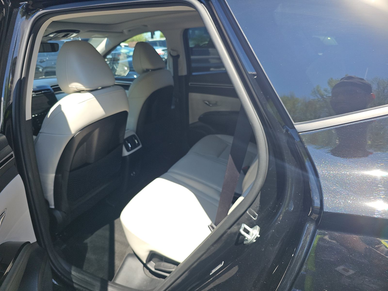 HYUNDAI LIMITED - 10