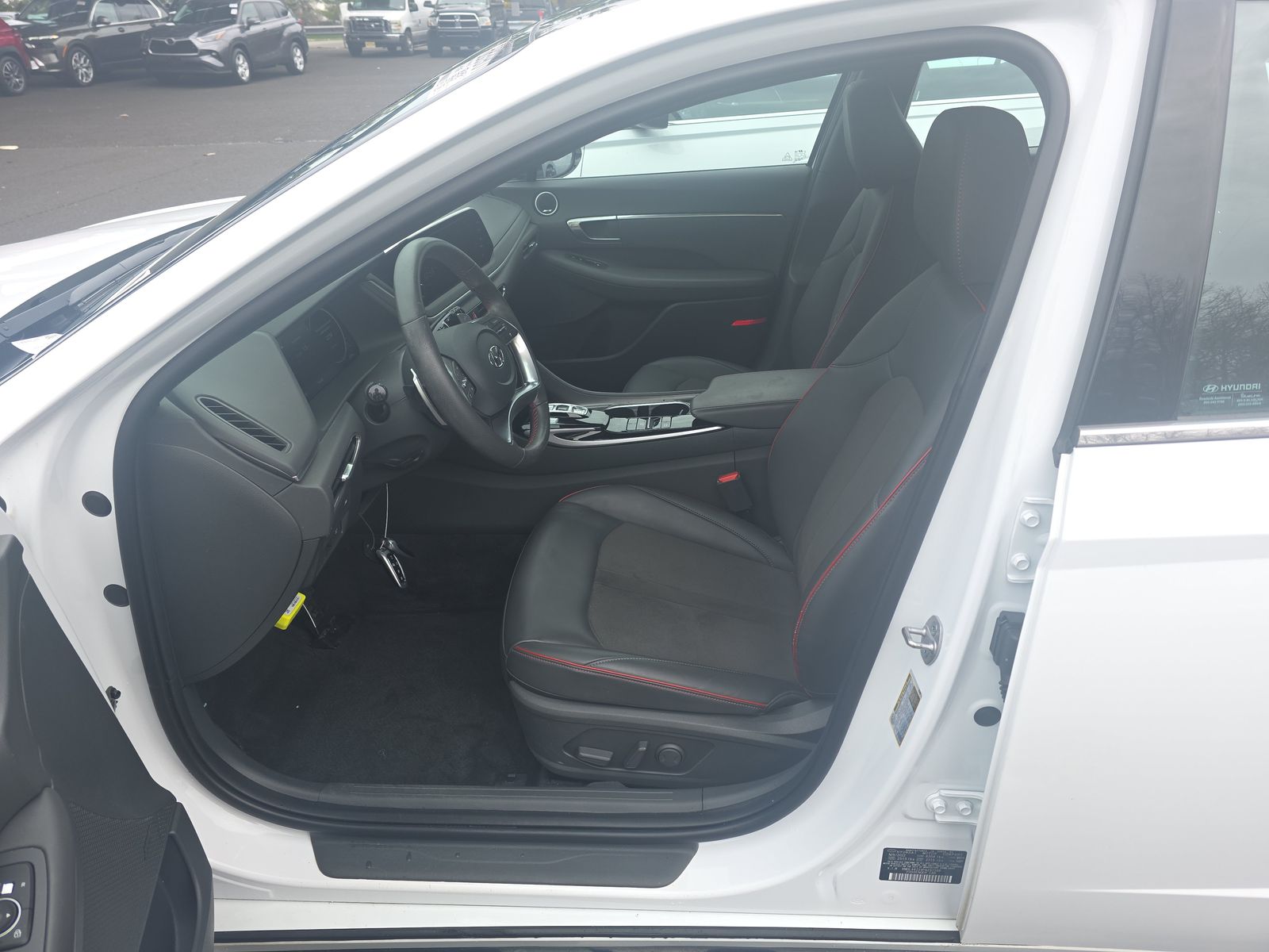 HYUNDAI SEL PLUS - 6