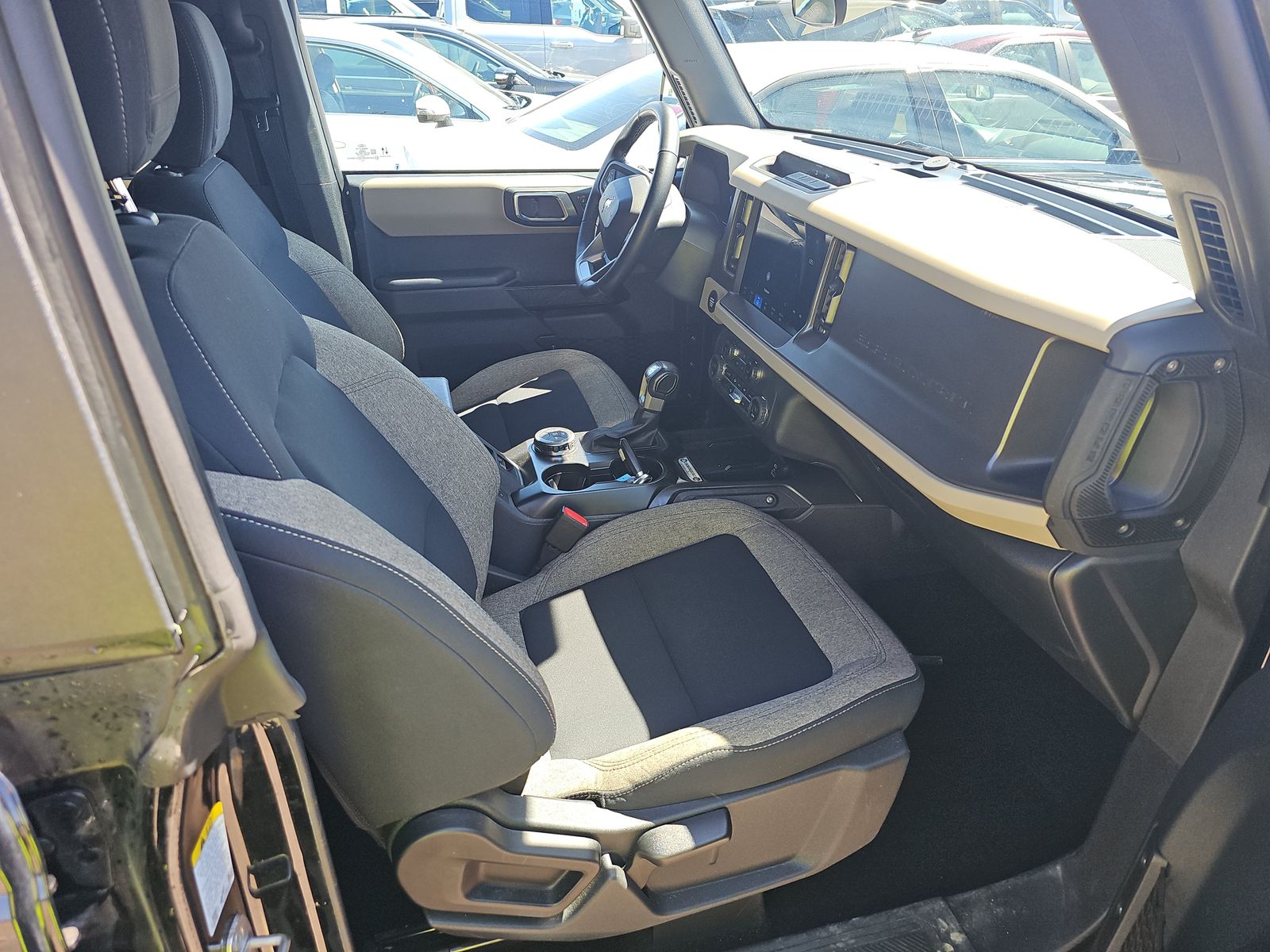 FORD BRONCO - 9
