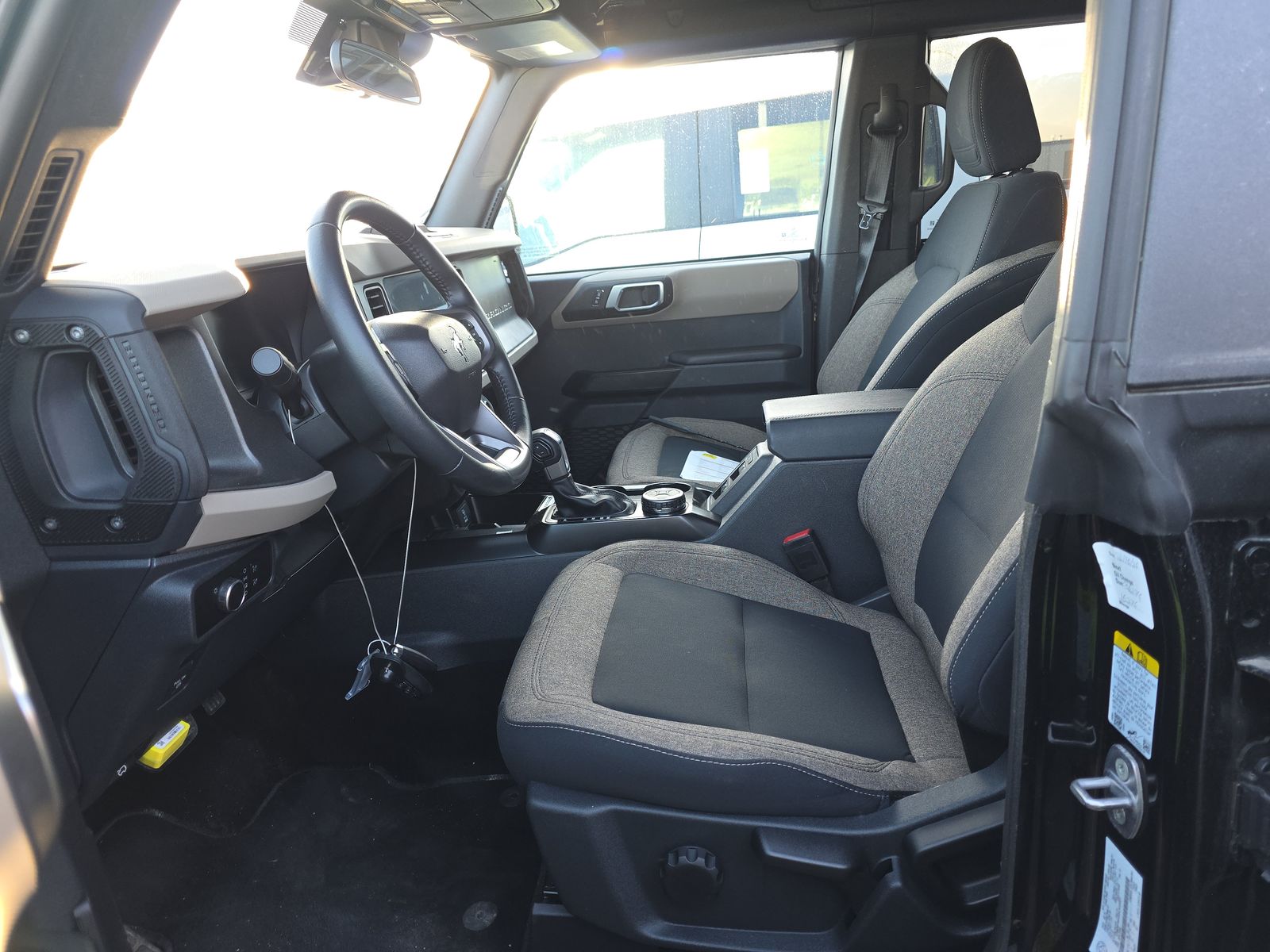 FORD BRONCO - 8