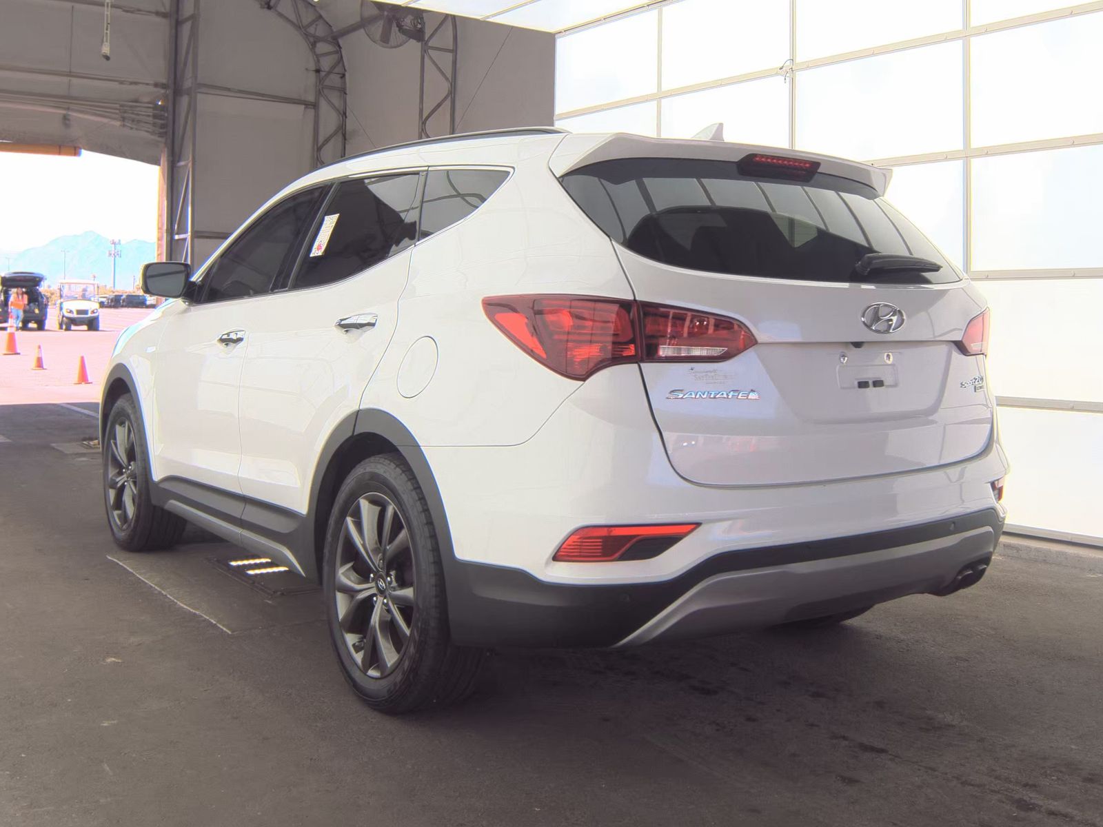 HYUNDAI ULTIMATE - 9