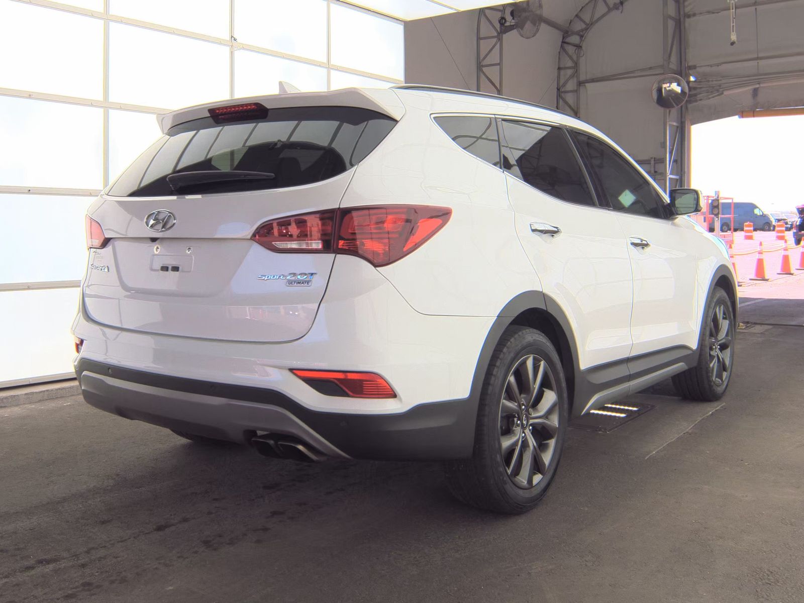 HYUNDAI ULTIMATE - 6