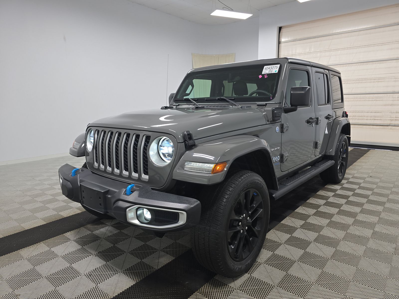 JEEP SAHARA - 1