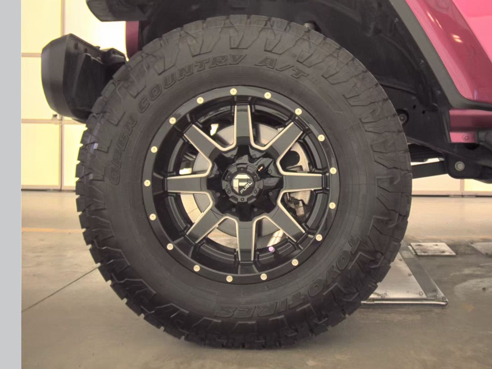 JEEP SAHARA ALT - 10