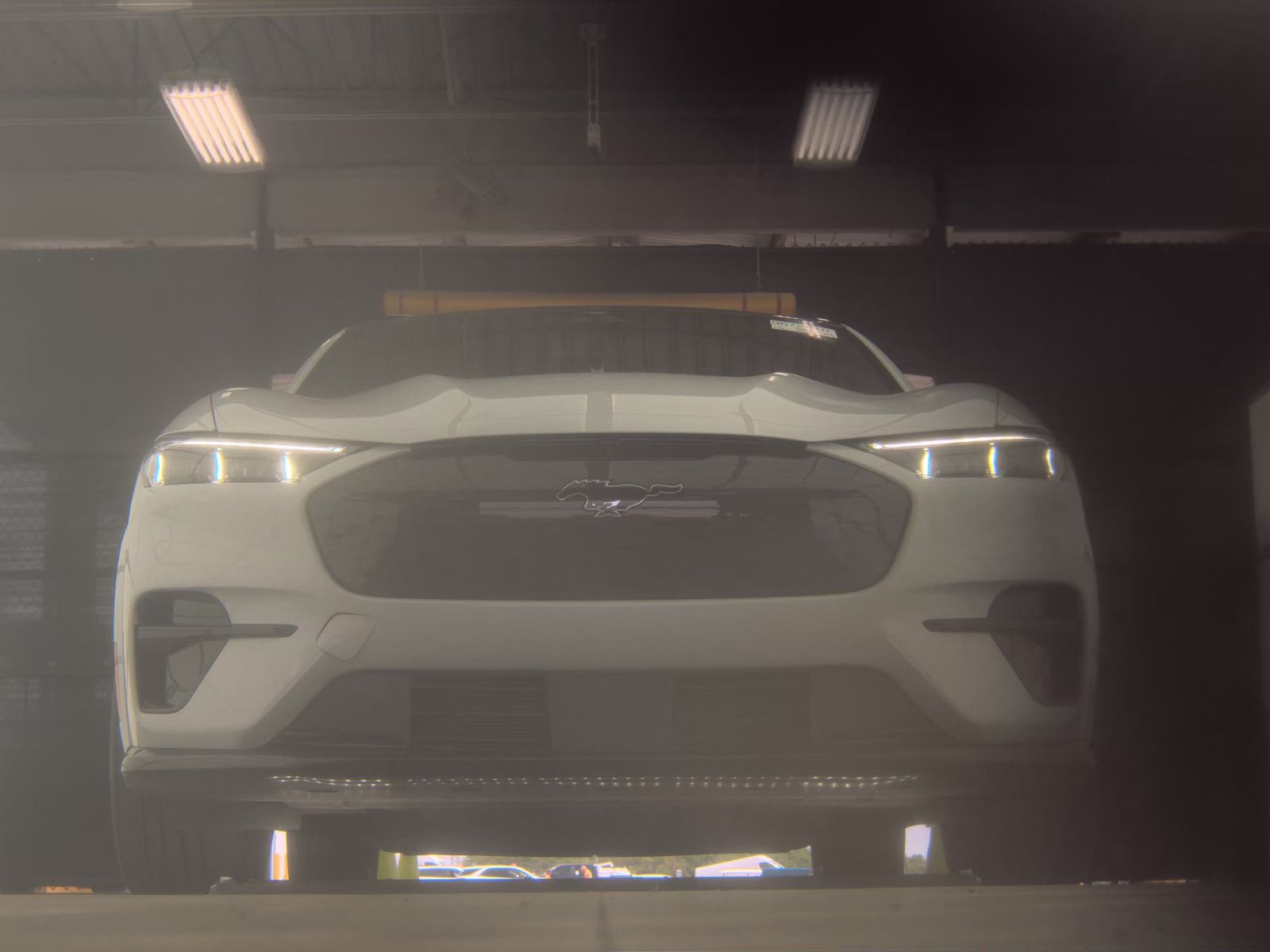 FORD MUSTANG MACH-E - 4