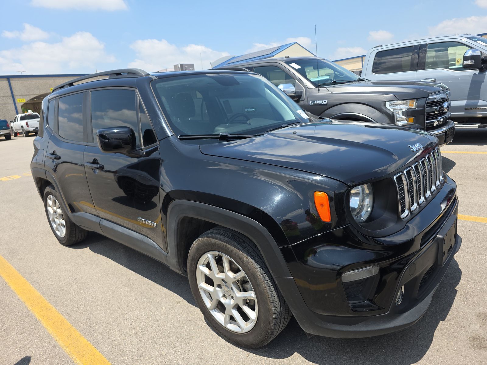 JEEP LATITUDE - 4
