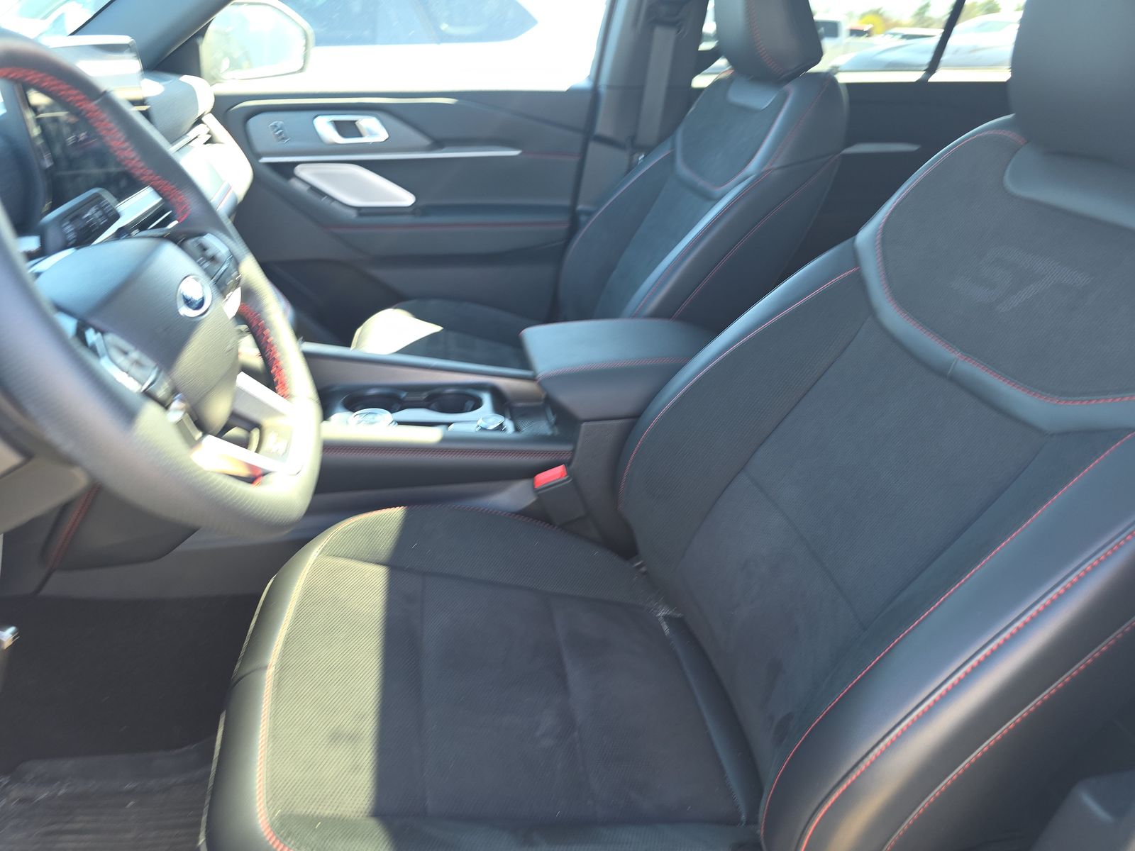 FORD EXPLORER - 8