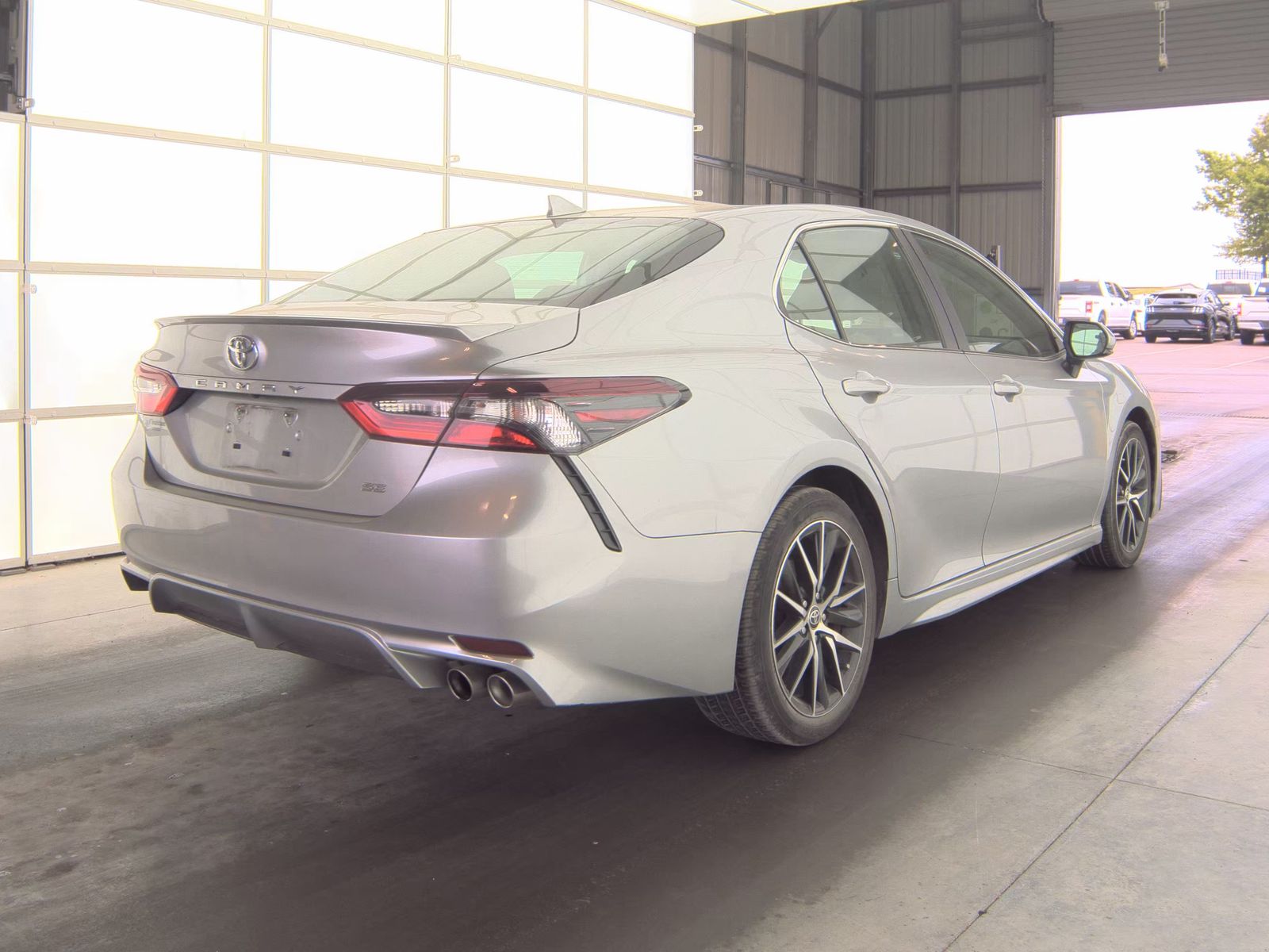 TOYOTA CAMRY - 6