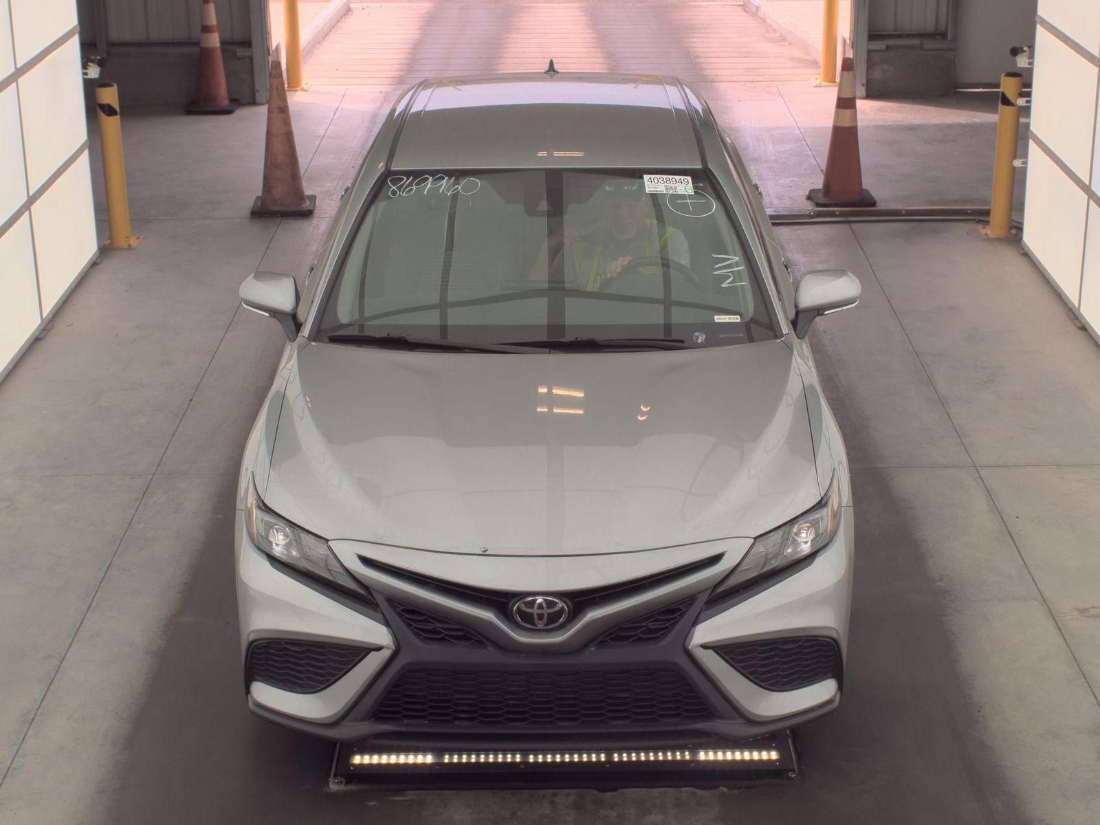 TOYOTA CAMRY - 3