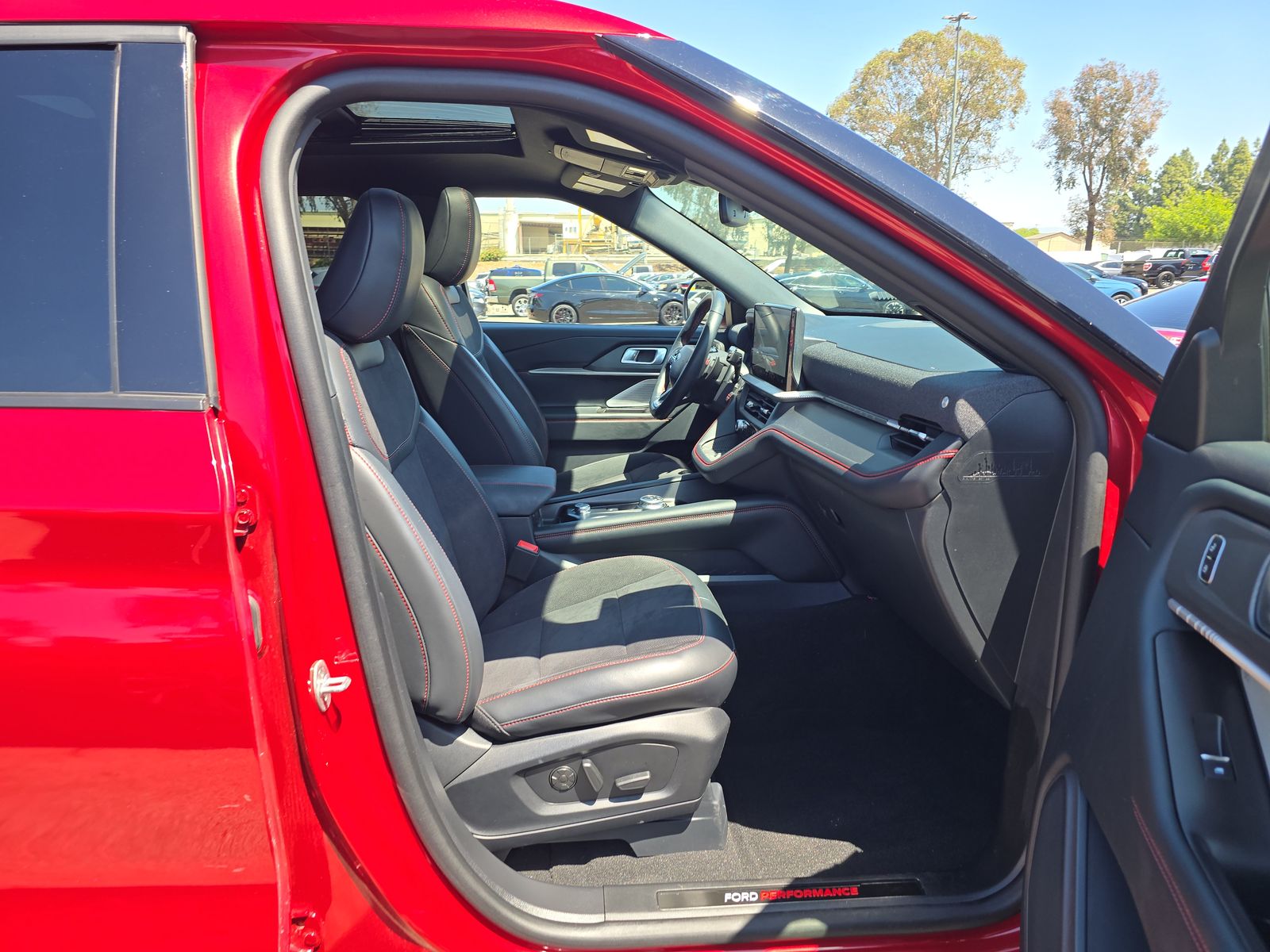 FORD EXPLORER - 9