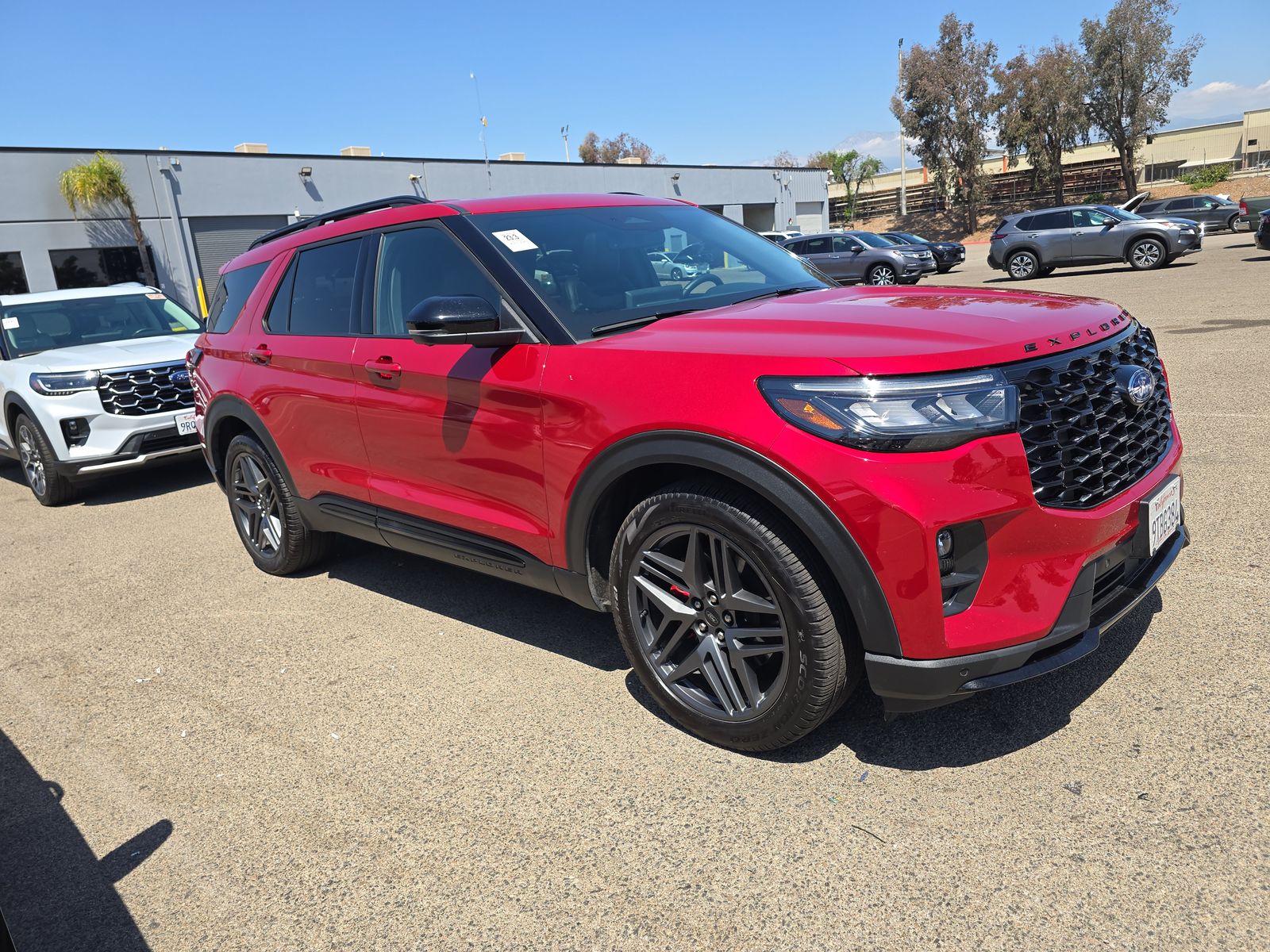 FORD EXPLORER - 4