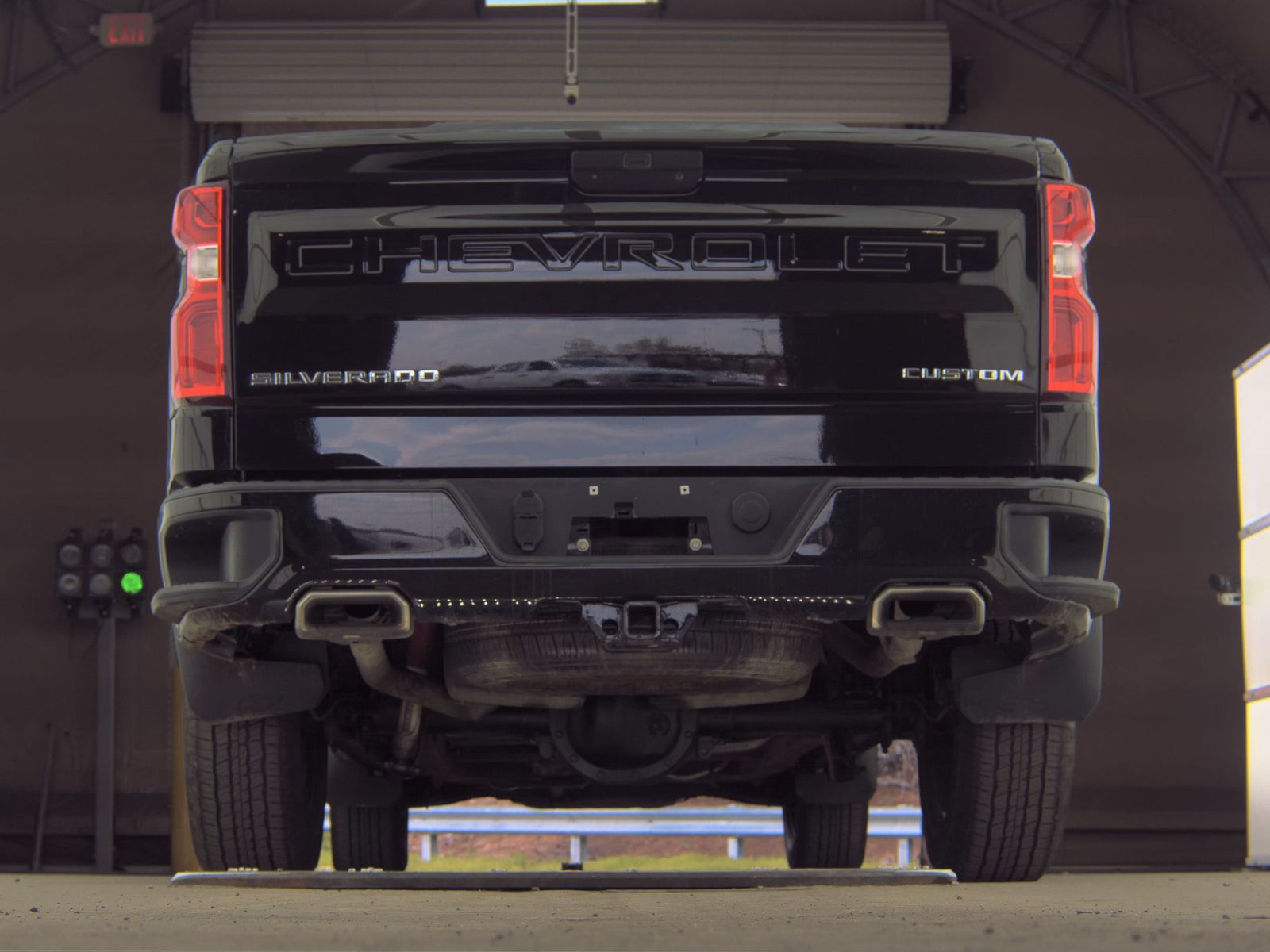 CHEVROLET SILVERADO - 8