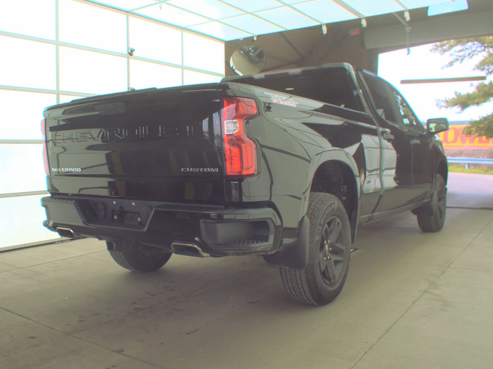 CHEVROLET SILVERADO - 6