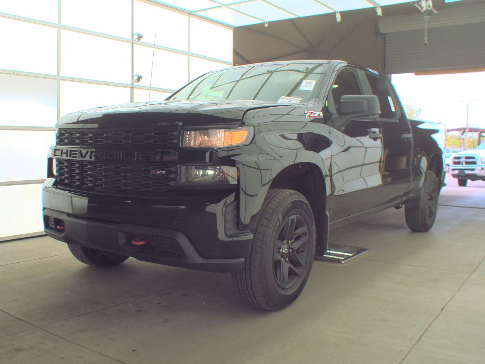 CHEVROLET SILVERADO - 1