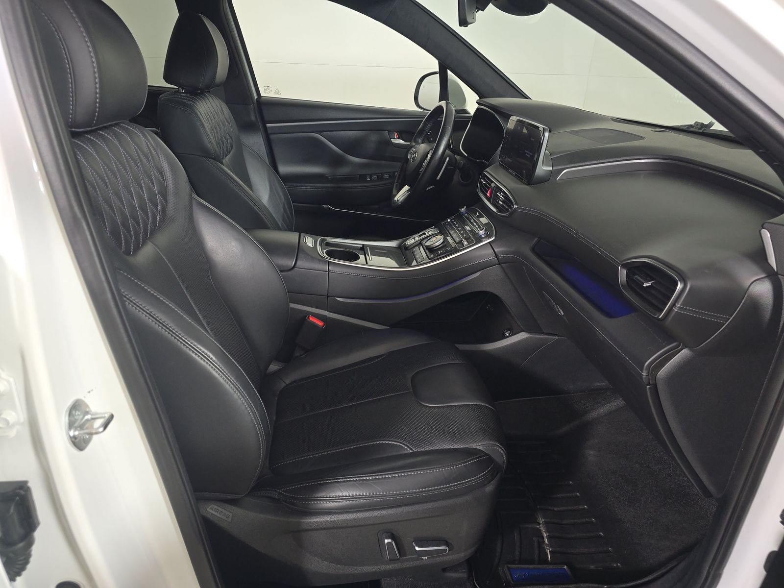 HYUNDAI CALLIGRAPH - 9