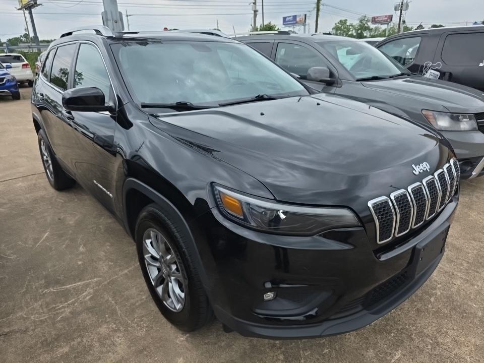 JEEP LATITUDE + - 4