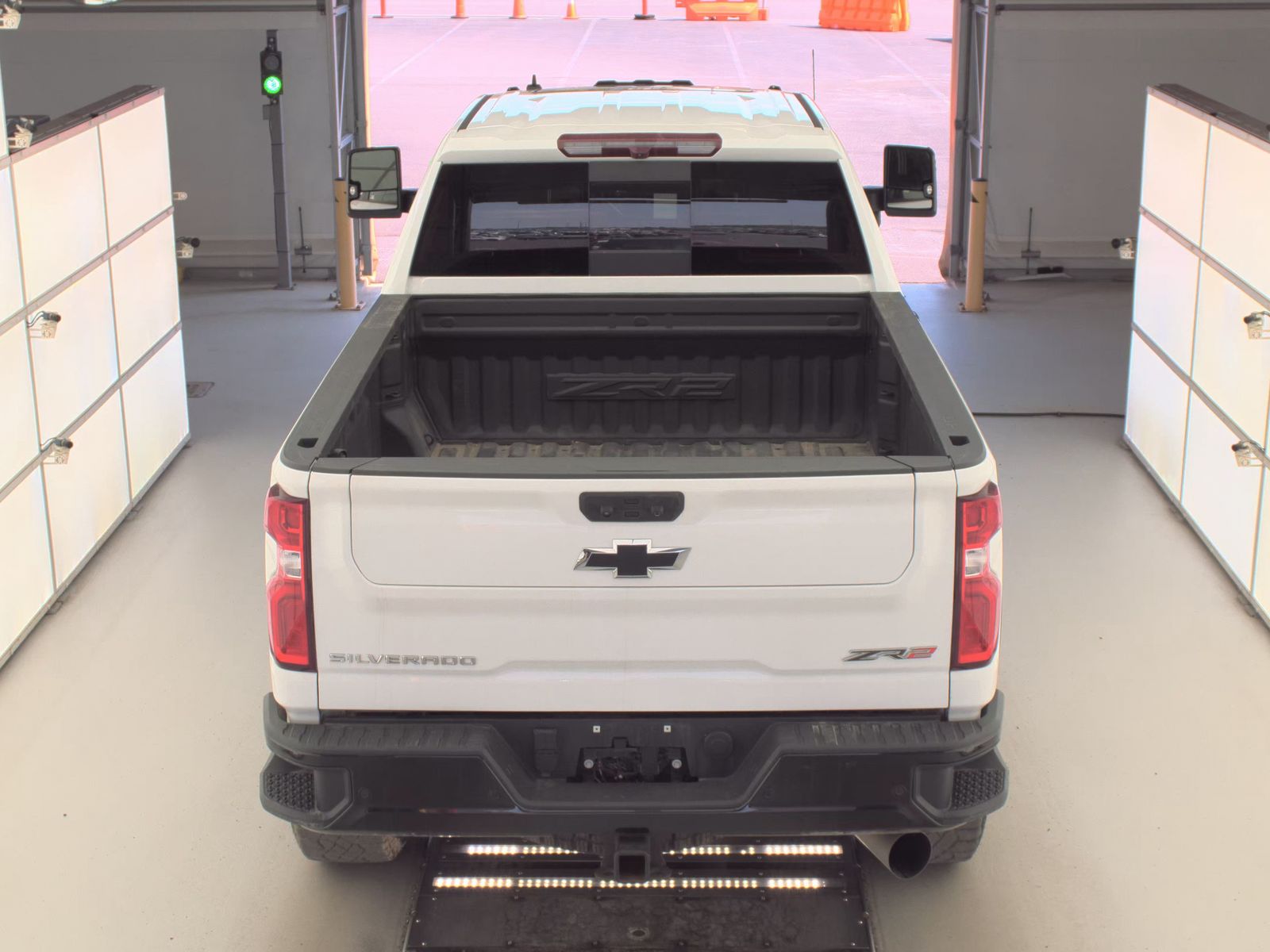 CHEVROLET SILVERADO - 7