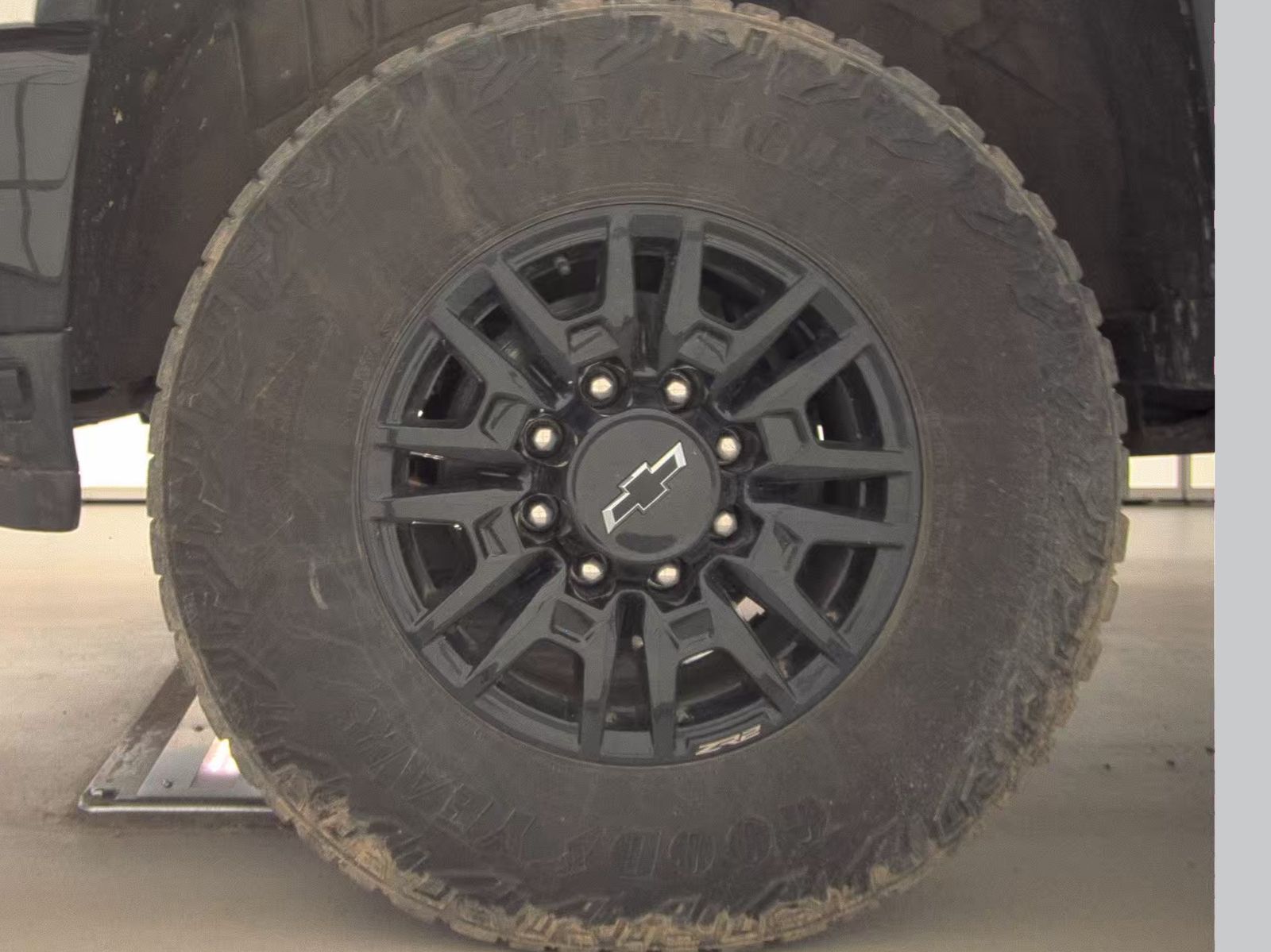 CHEVROLET SILVERADO - 10