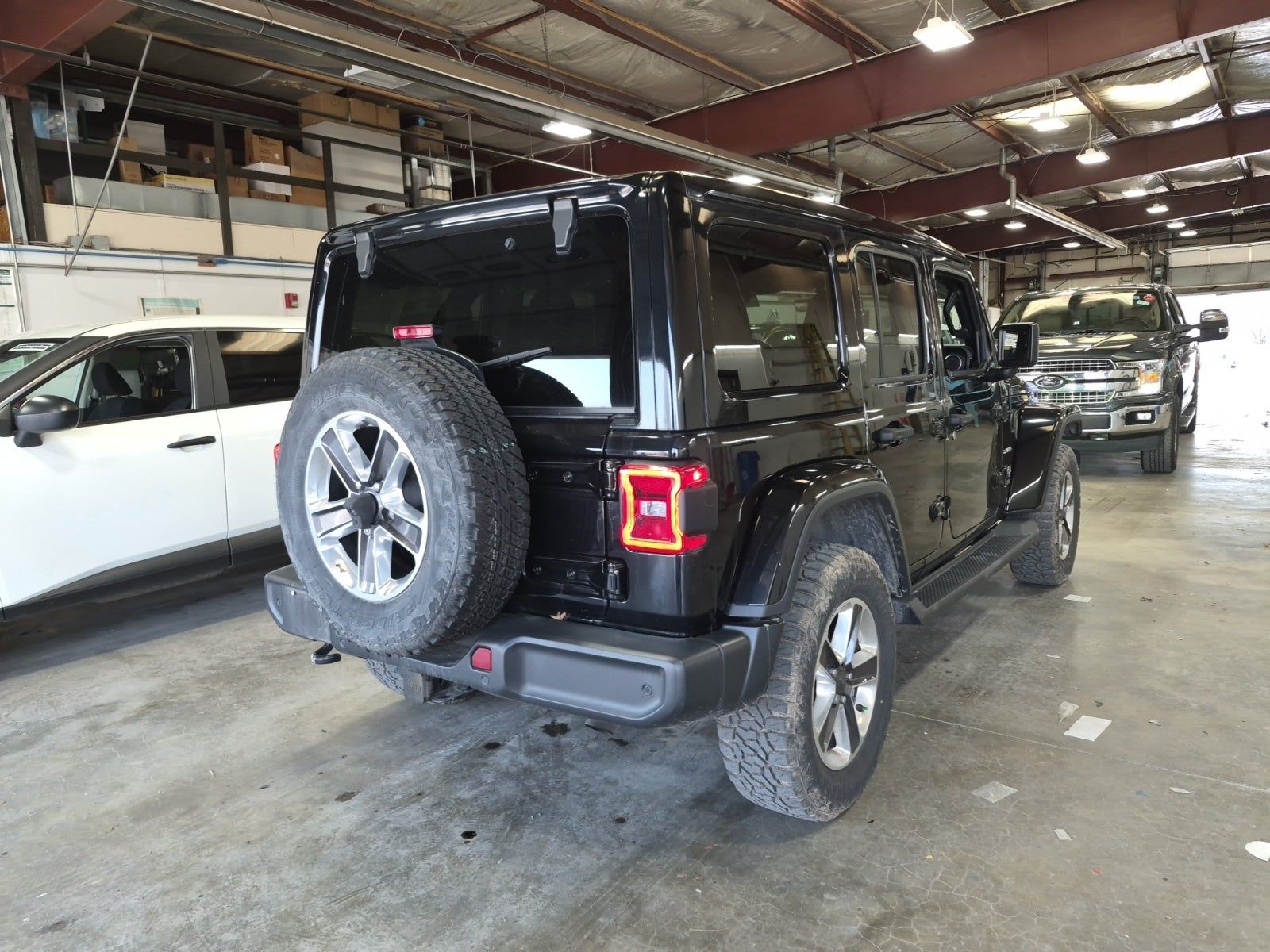 JEEP UNLIMITED SAHARA - 6