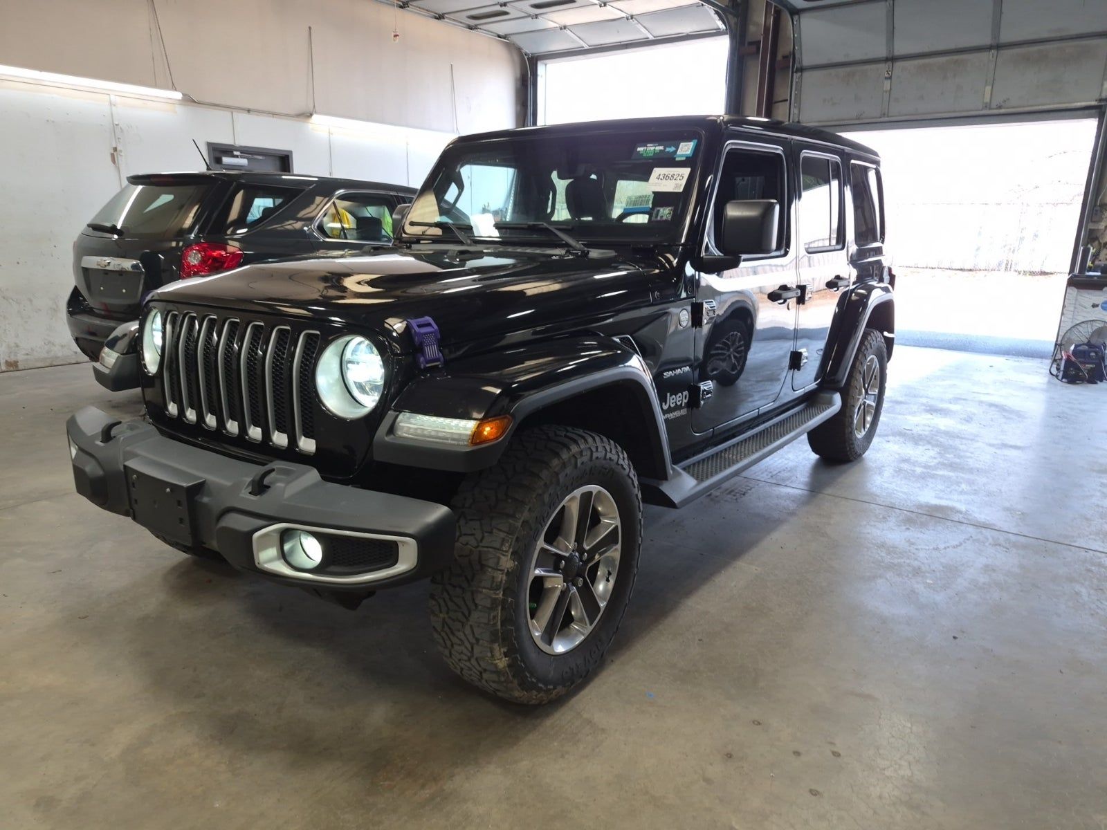 JEEP UNLIMITED SAHARA - 1