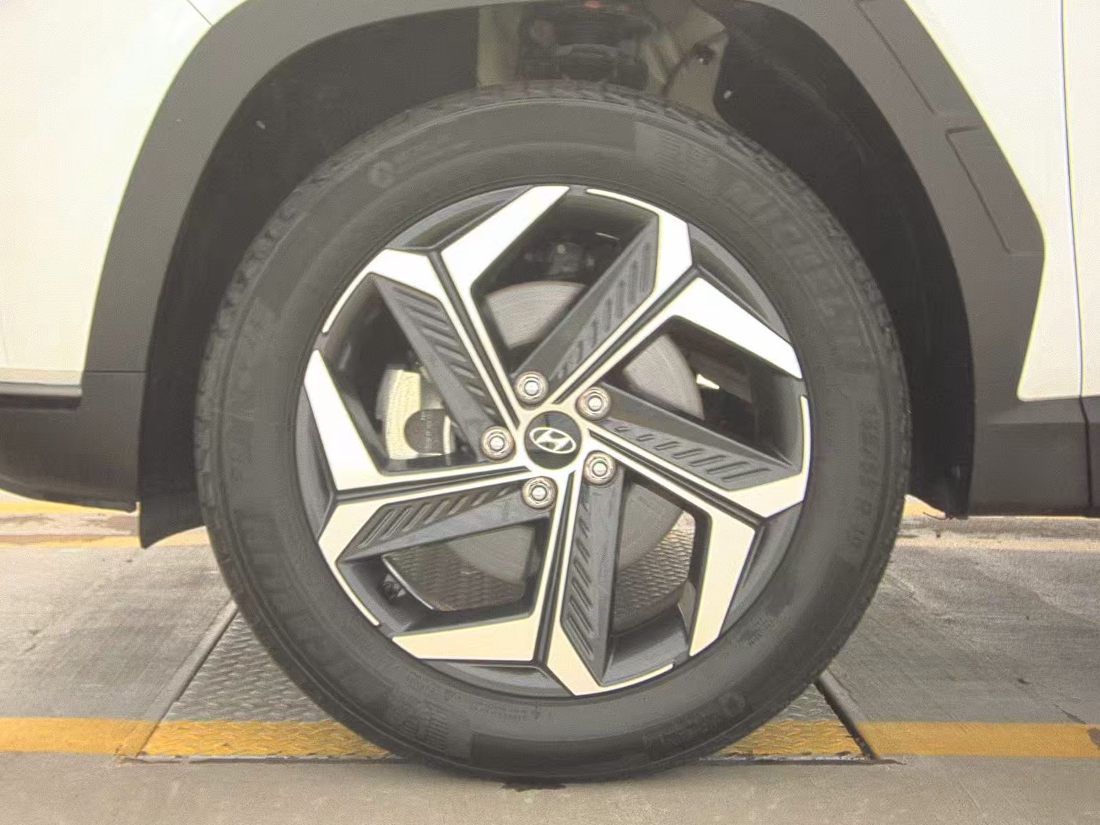 HYUNDAI SEL CONVEN - 10