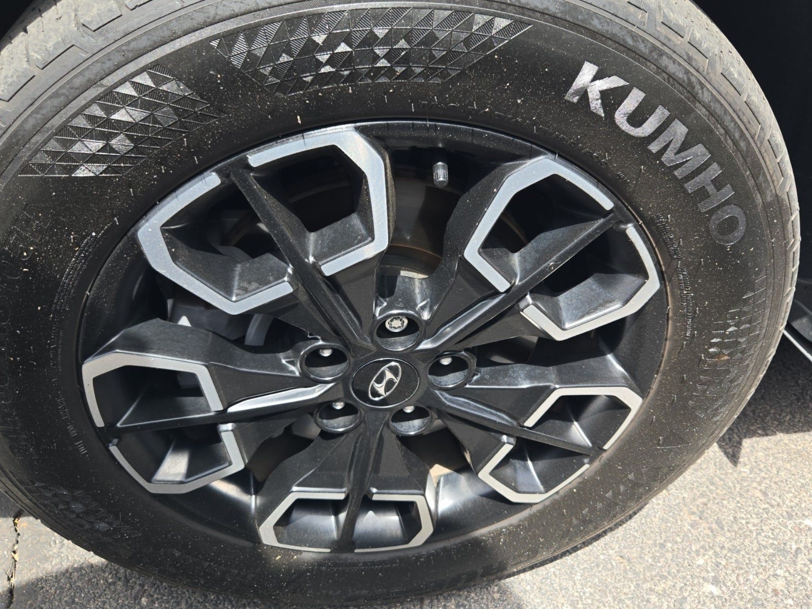 HYUNDAI SEL PREMIUM - 3