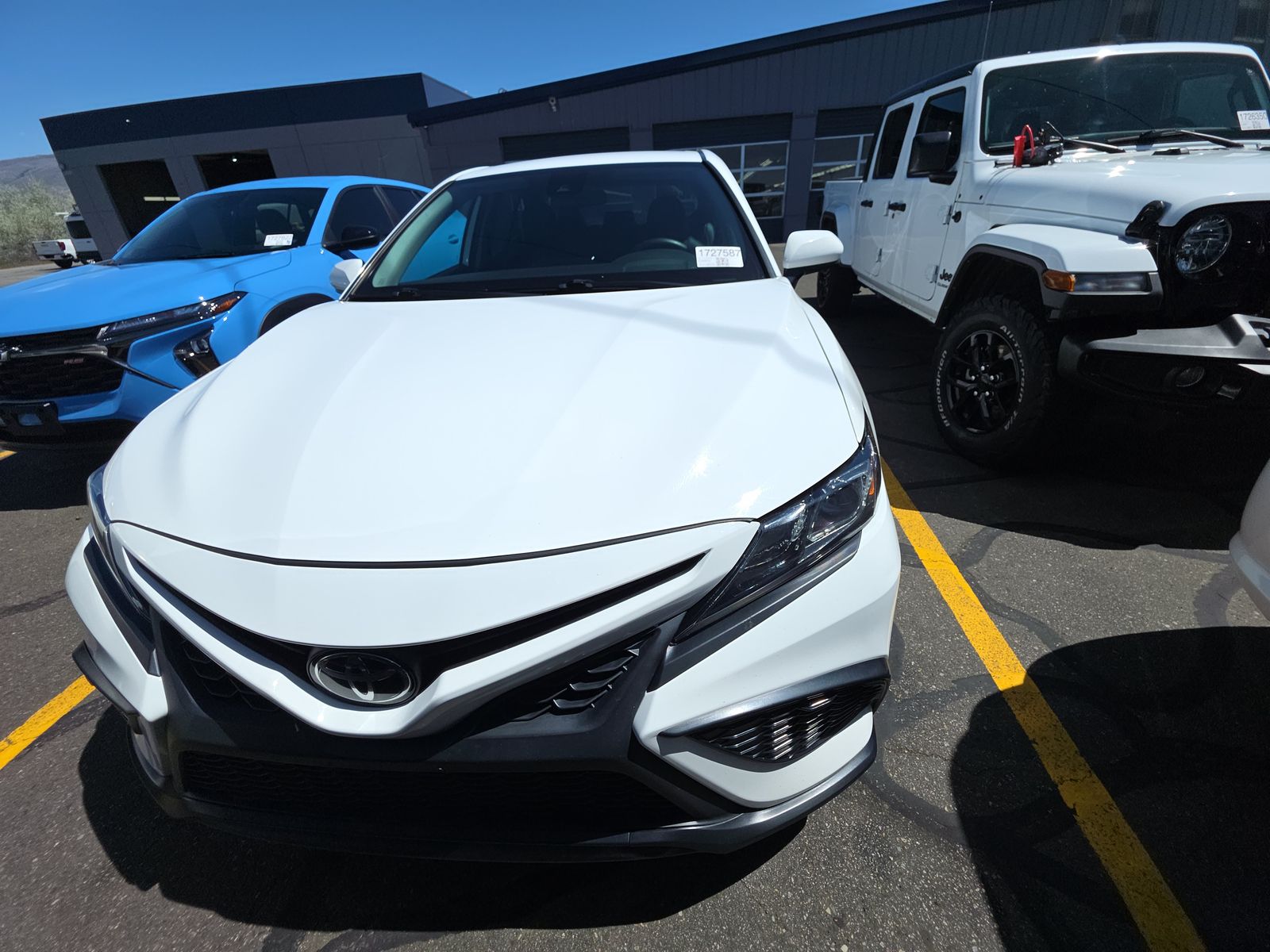 TOYOTA CAMRY - 3