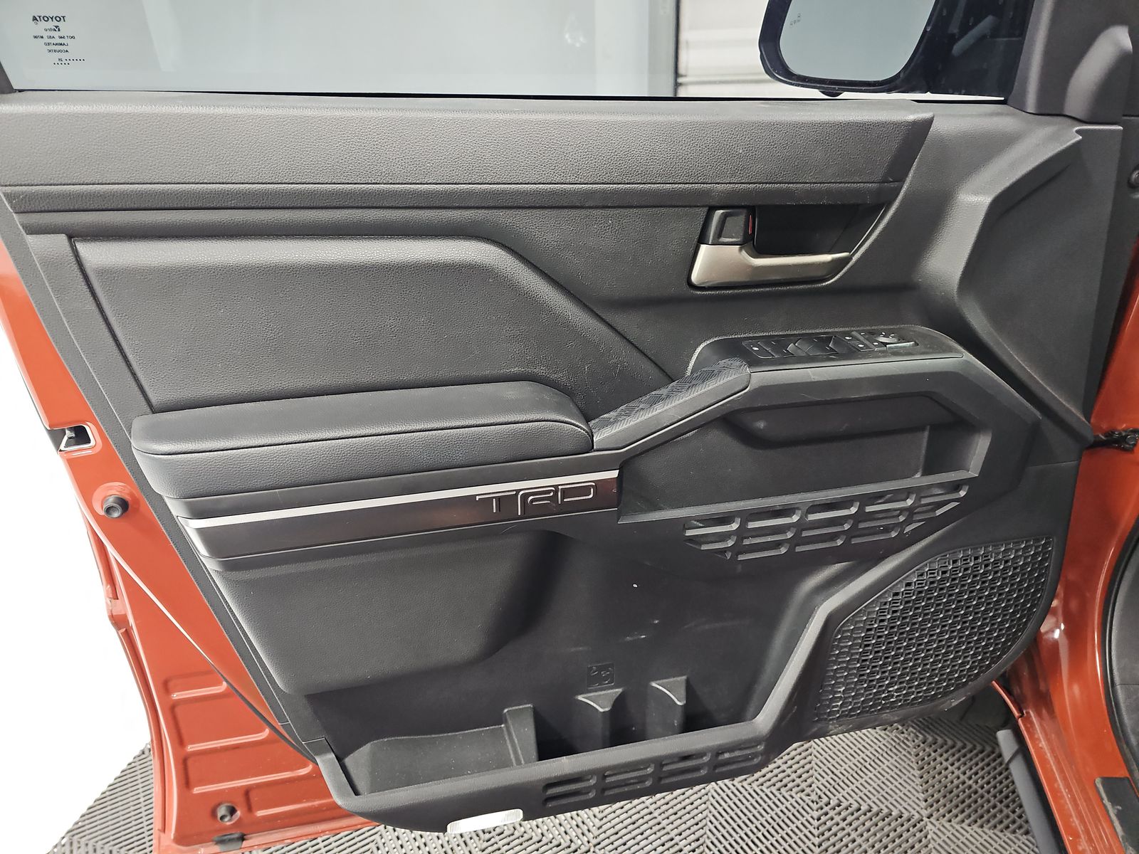 TOYOTA TACOMA - 10