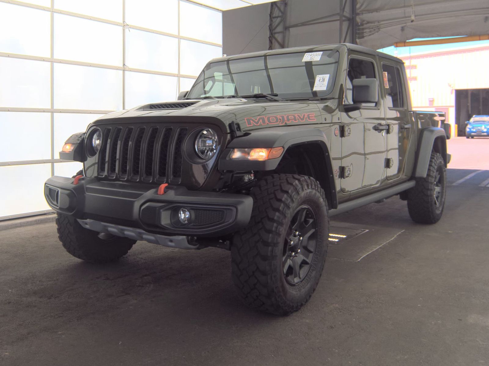 JEEP MOJAVE - 1