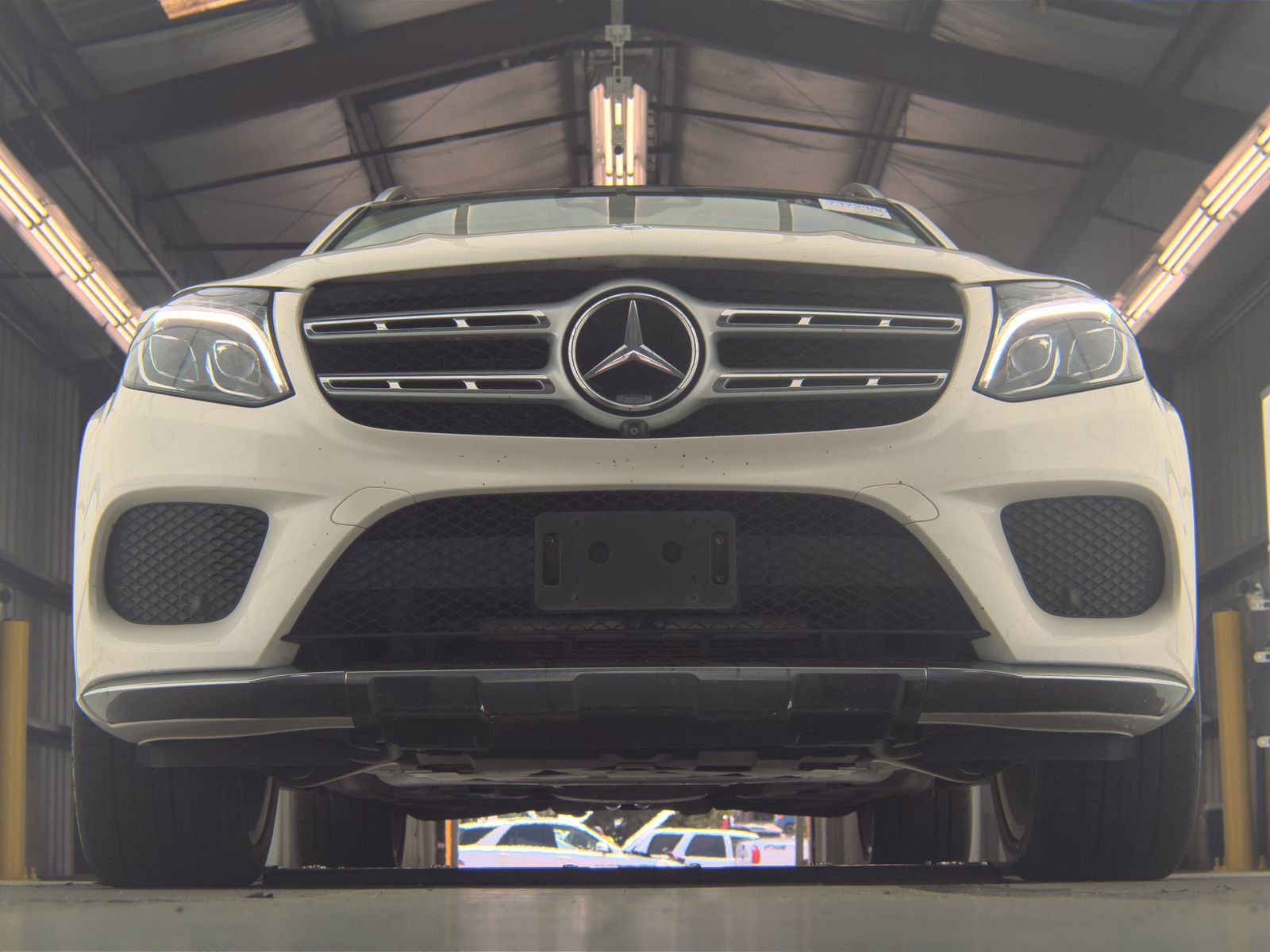 MERCEDES-BENZ GLS - 4