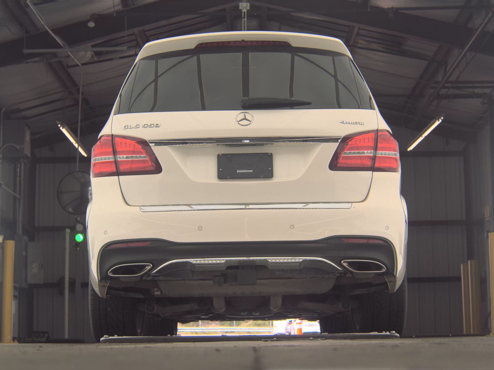 MERCEDES-BENZ GLS - 8