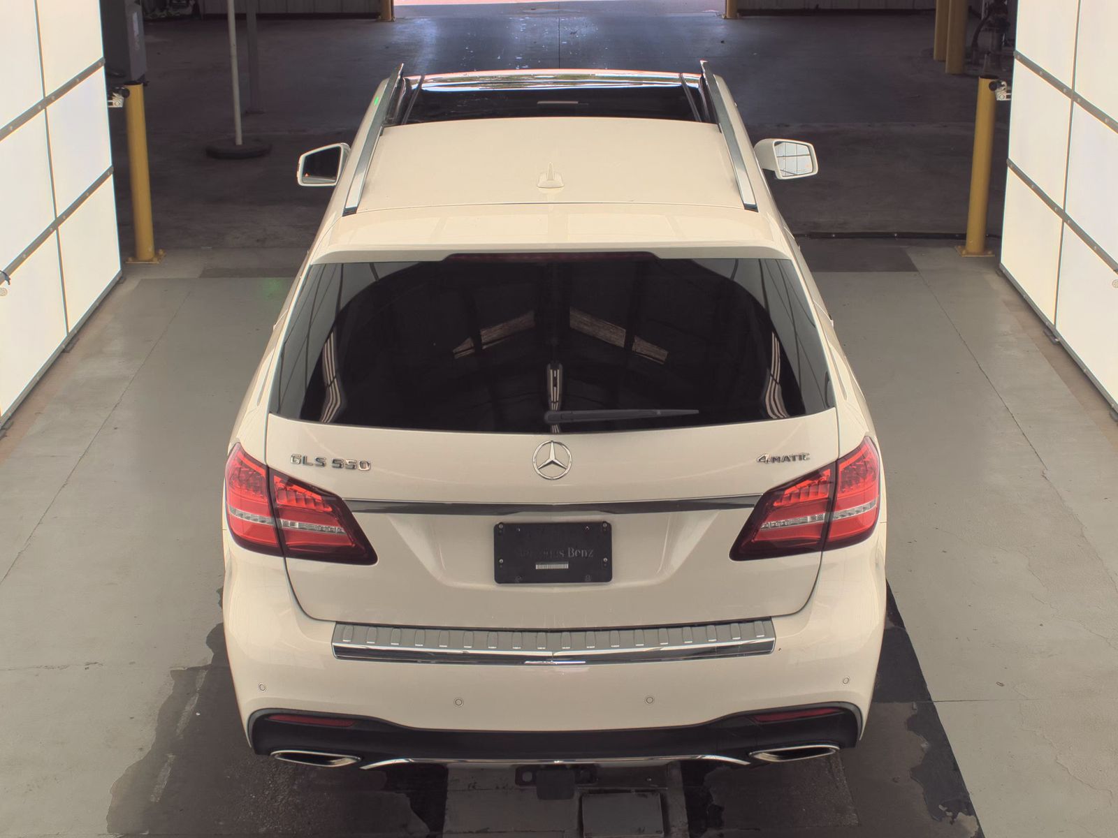 MERCEDES-BENZ GLS - 7