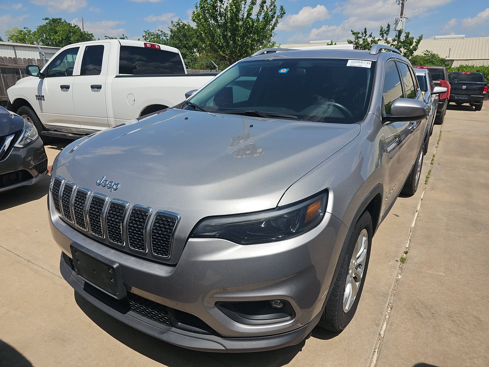 JEEP LATITUDE - 1