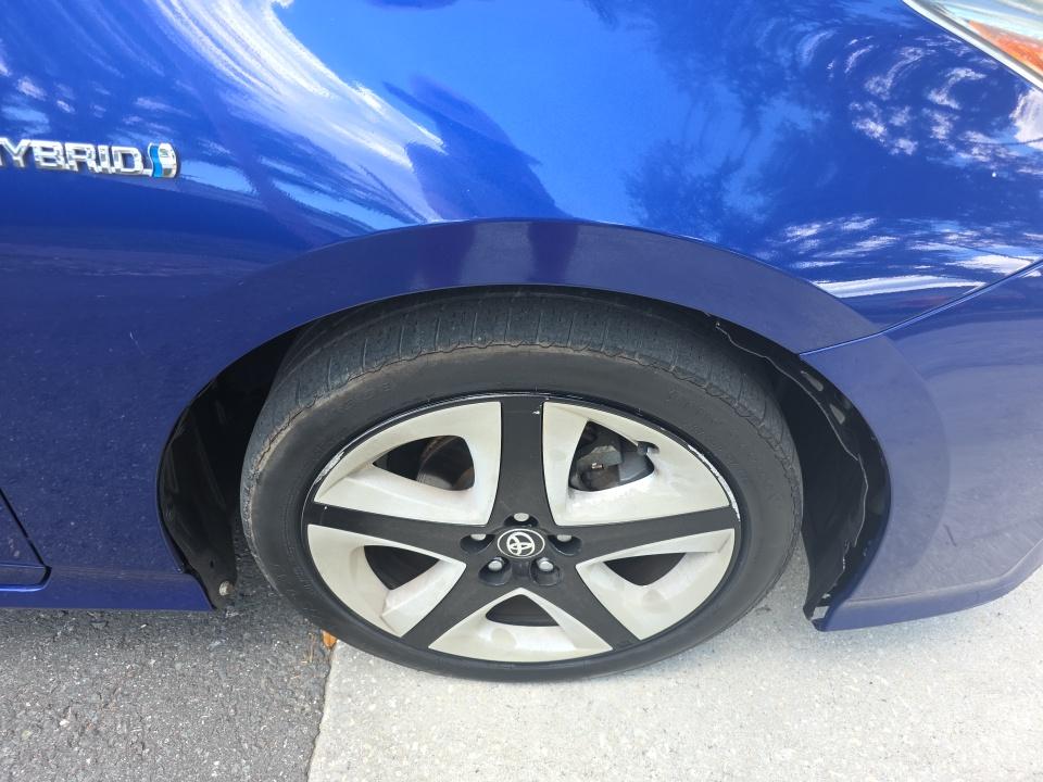 TOYOTA PRIUS - 10