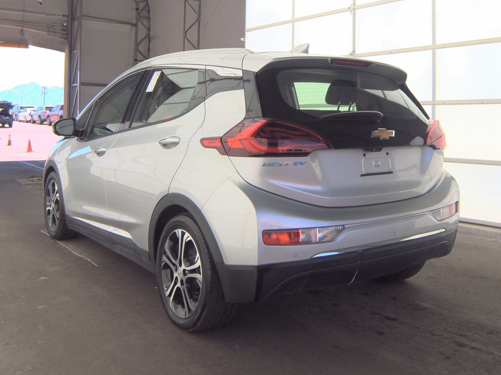 CHEVROLET PREMIER - 9