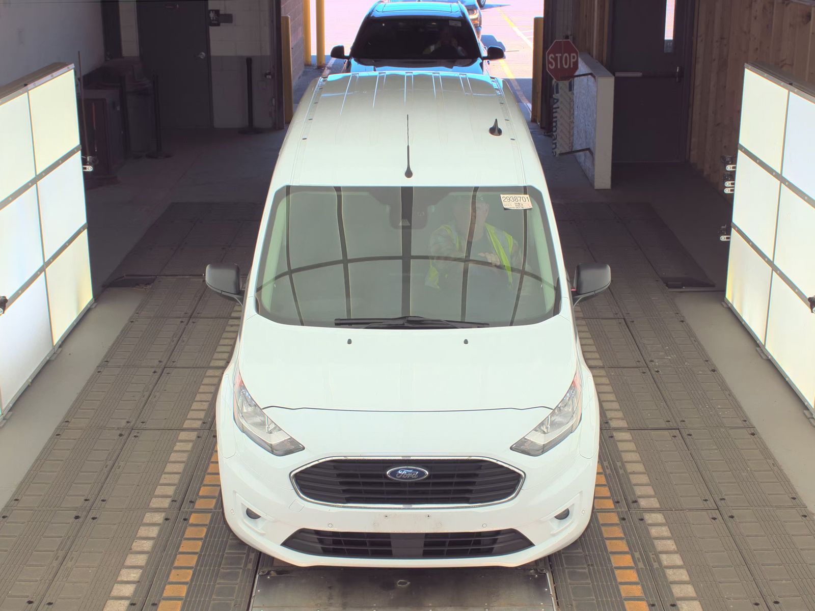 FORD TRANSIT CONNECT - 3