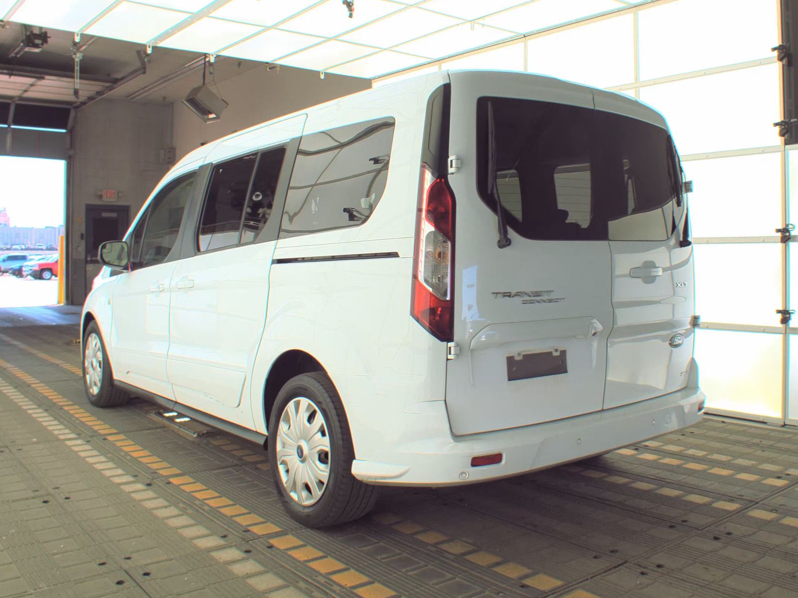 FORD TRANSIT CONNECT - 9